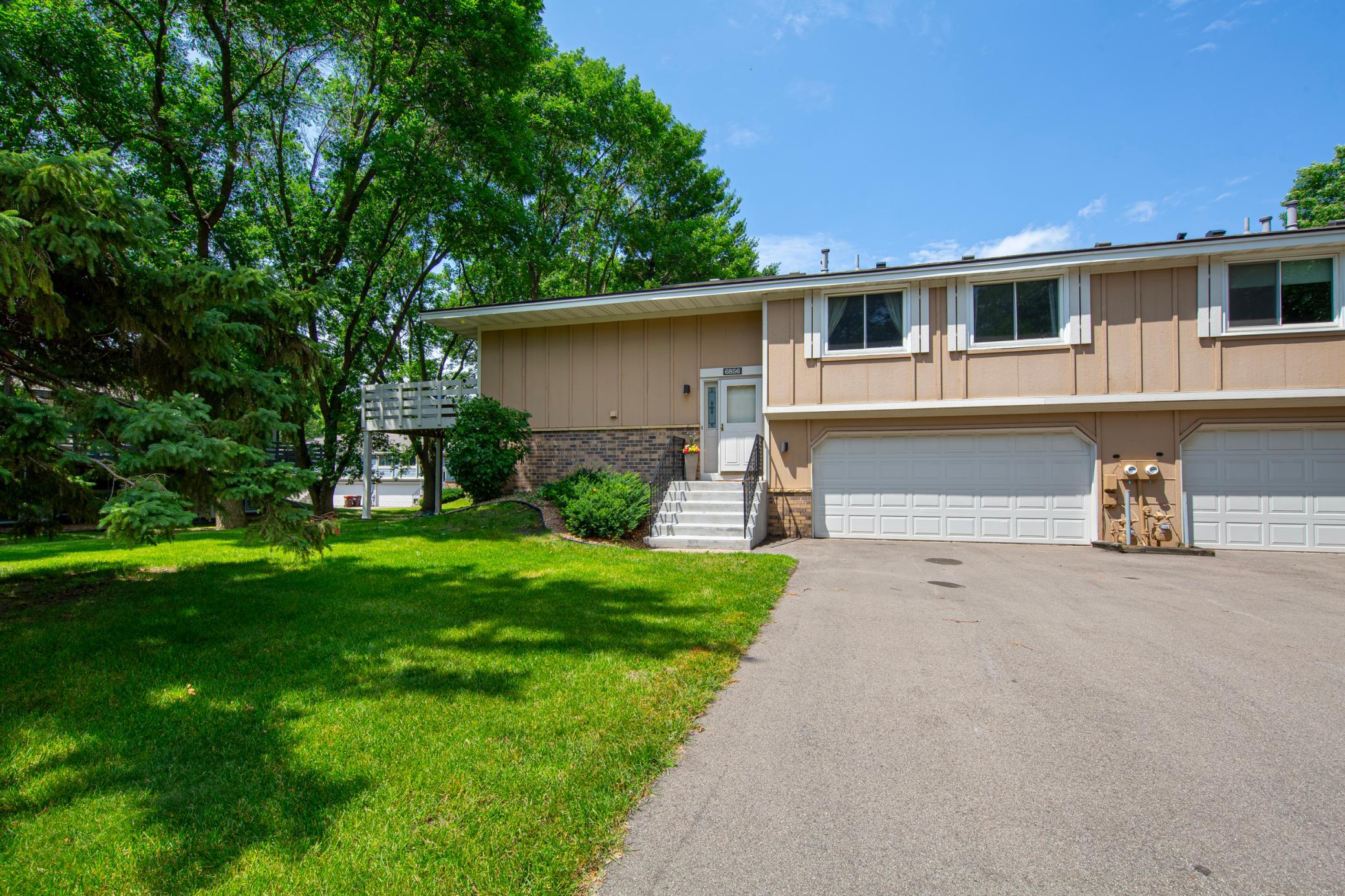 6856 Macbeth Circle Property Photo 1