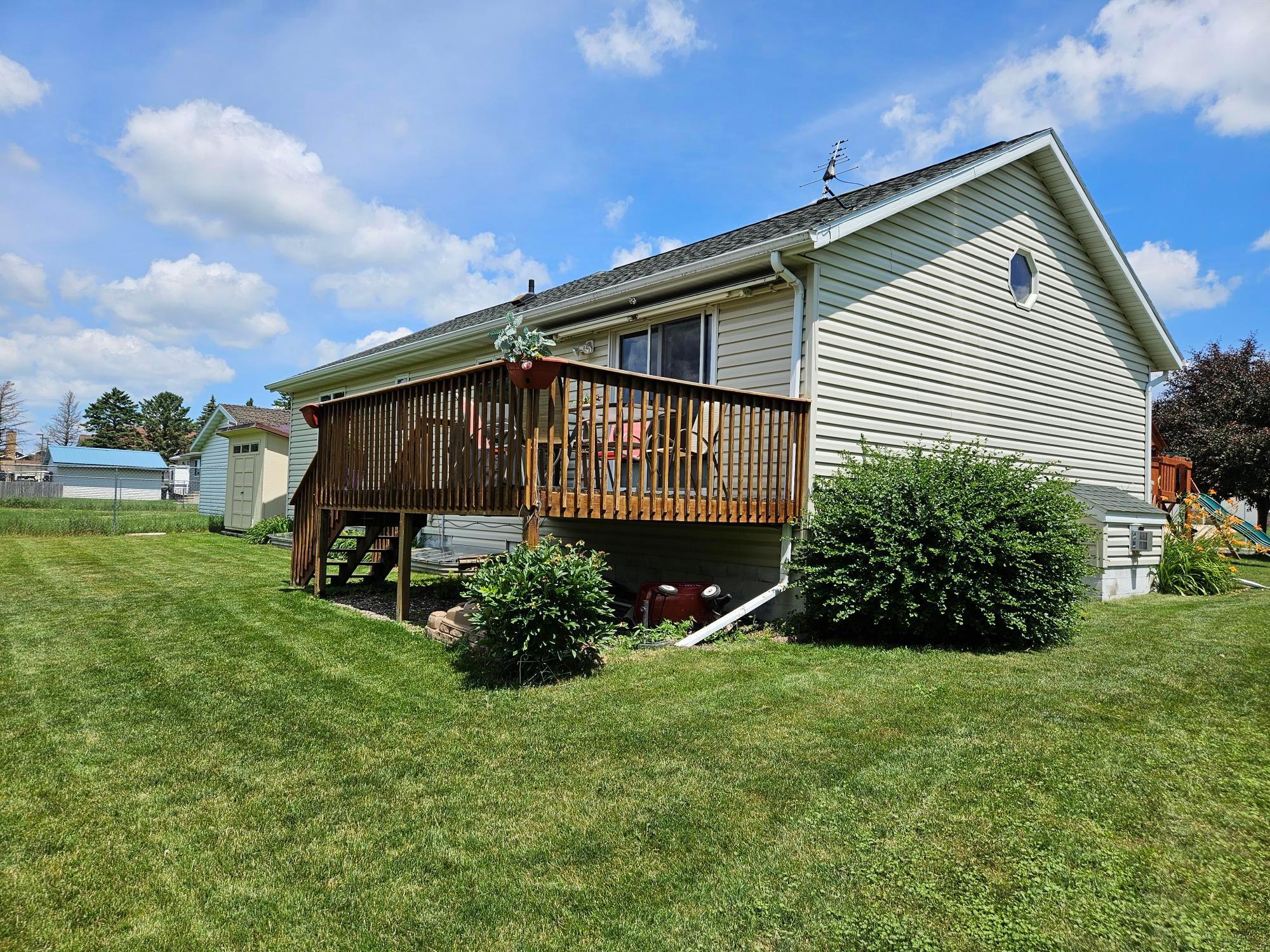 712 Mlinar Avenue Property Photo 4