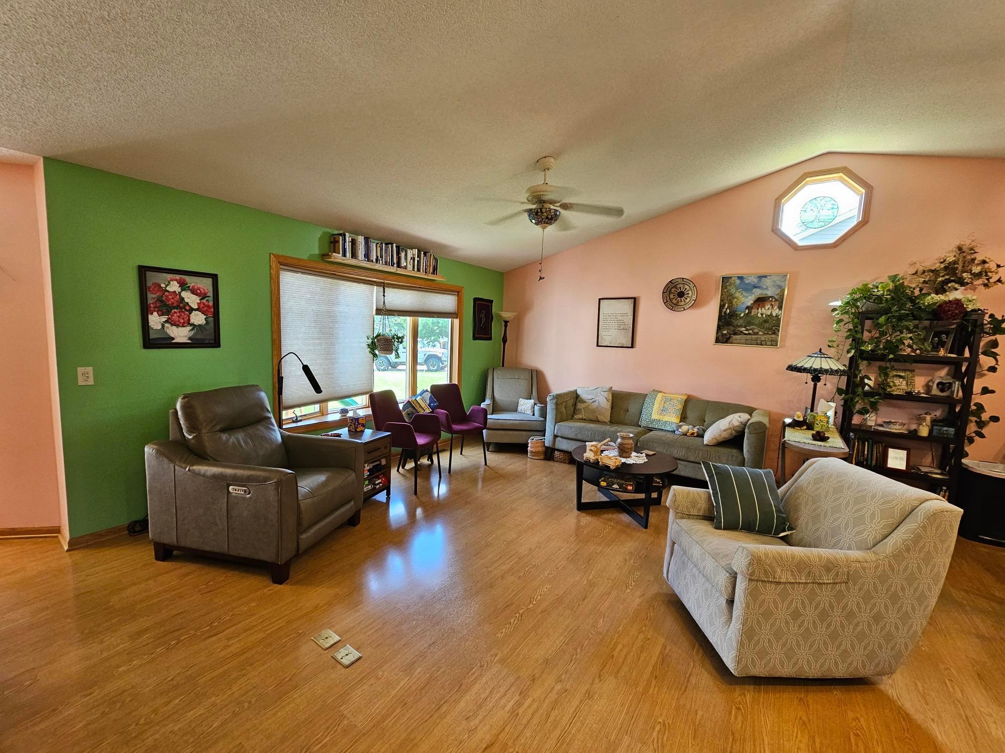 712 Mlinar Avenue Property Photo 9