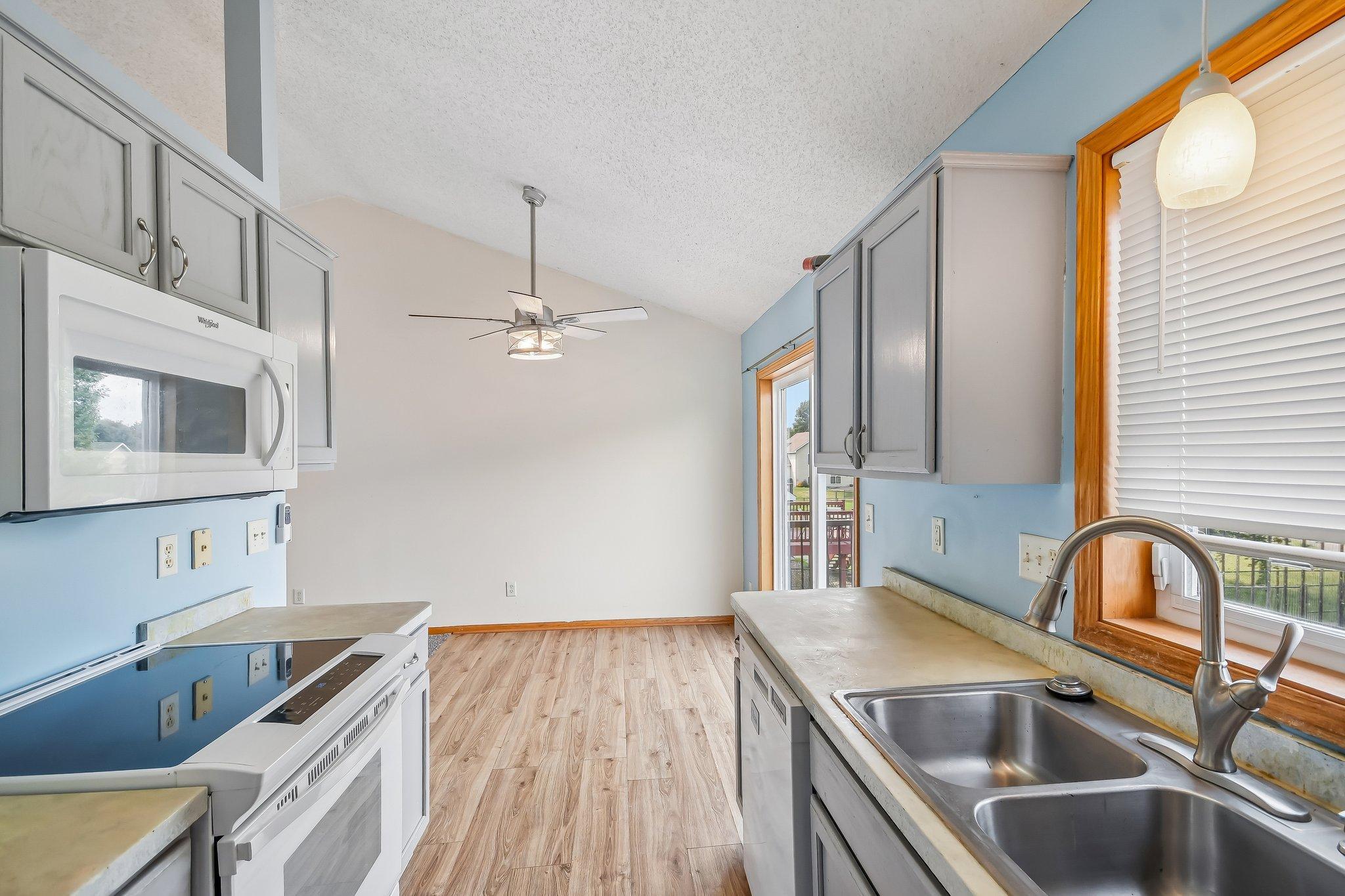 1217 Maple Street Property Photo 13