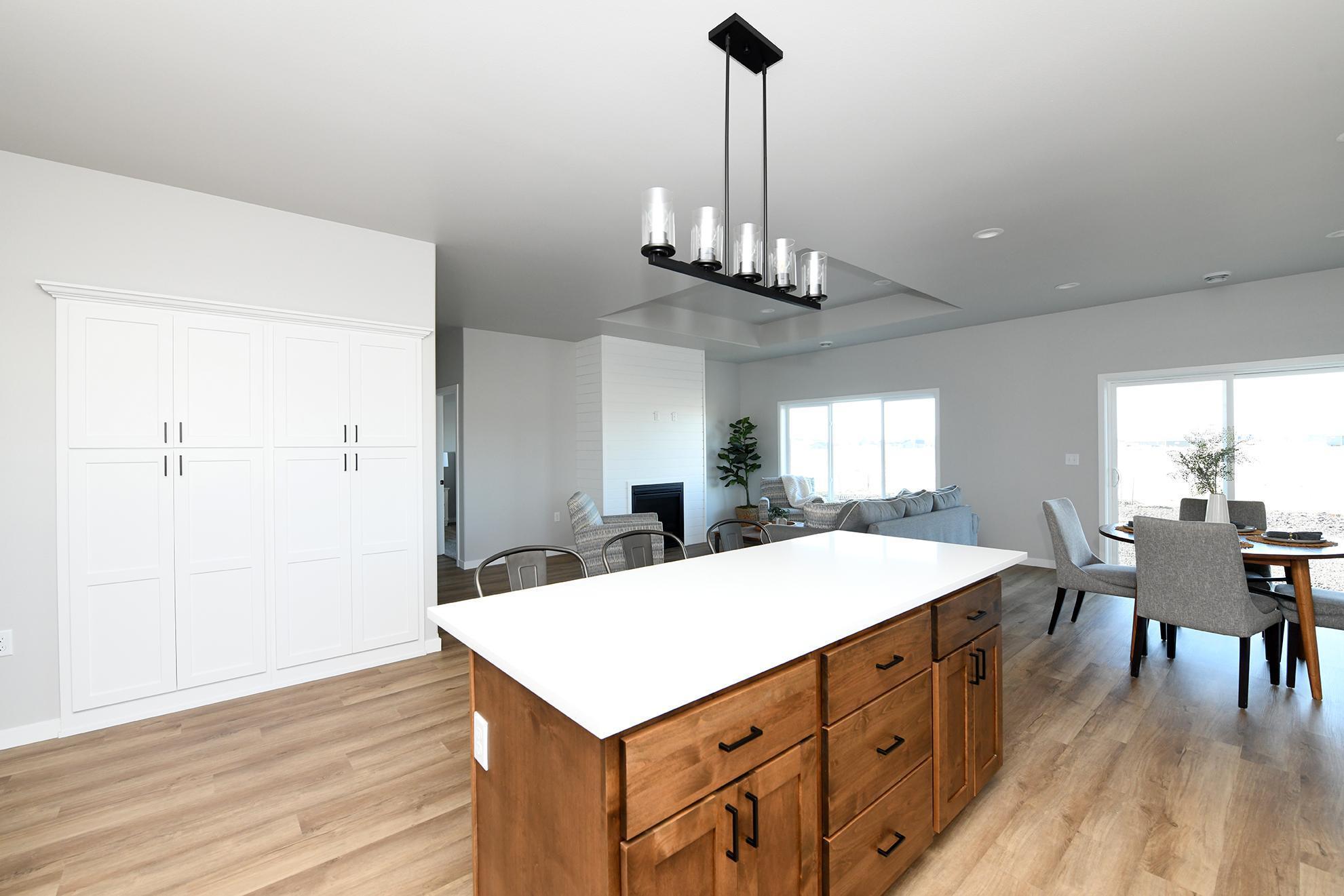 6715 Deer Creek Loop Property Photo 5