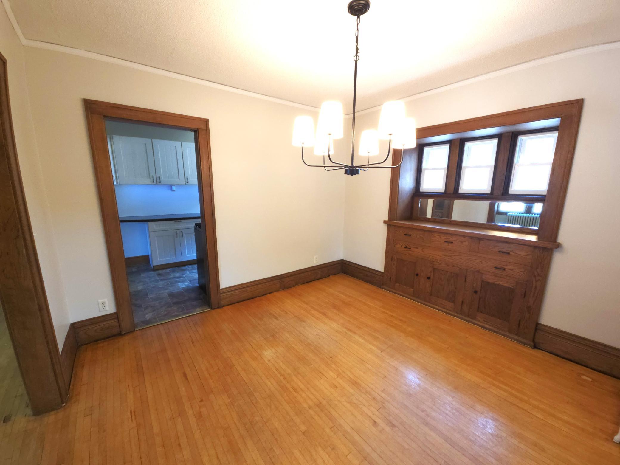 920 20th Avenue Se Property Photo 9