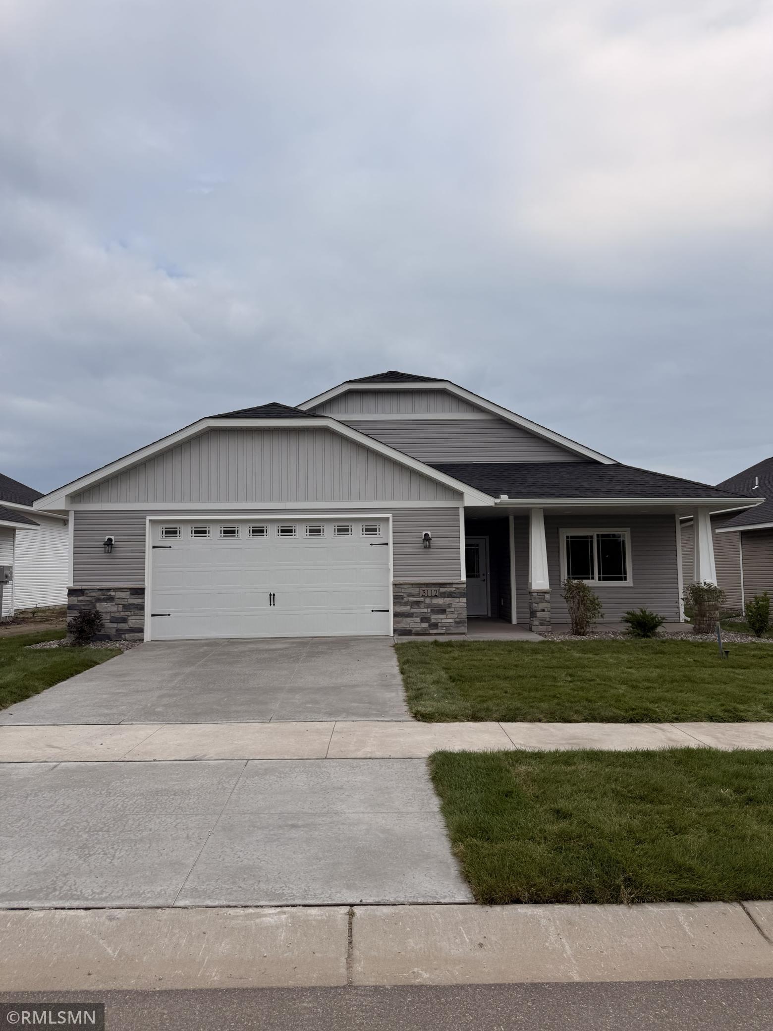 3112 Zuni Street N Property Photo 1