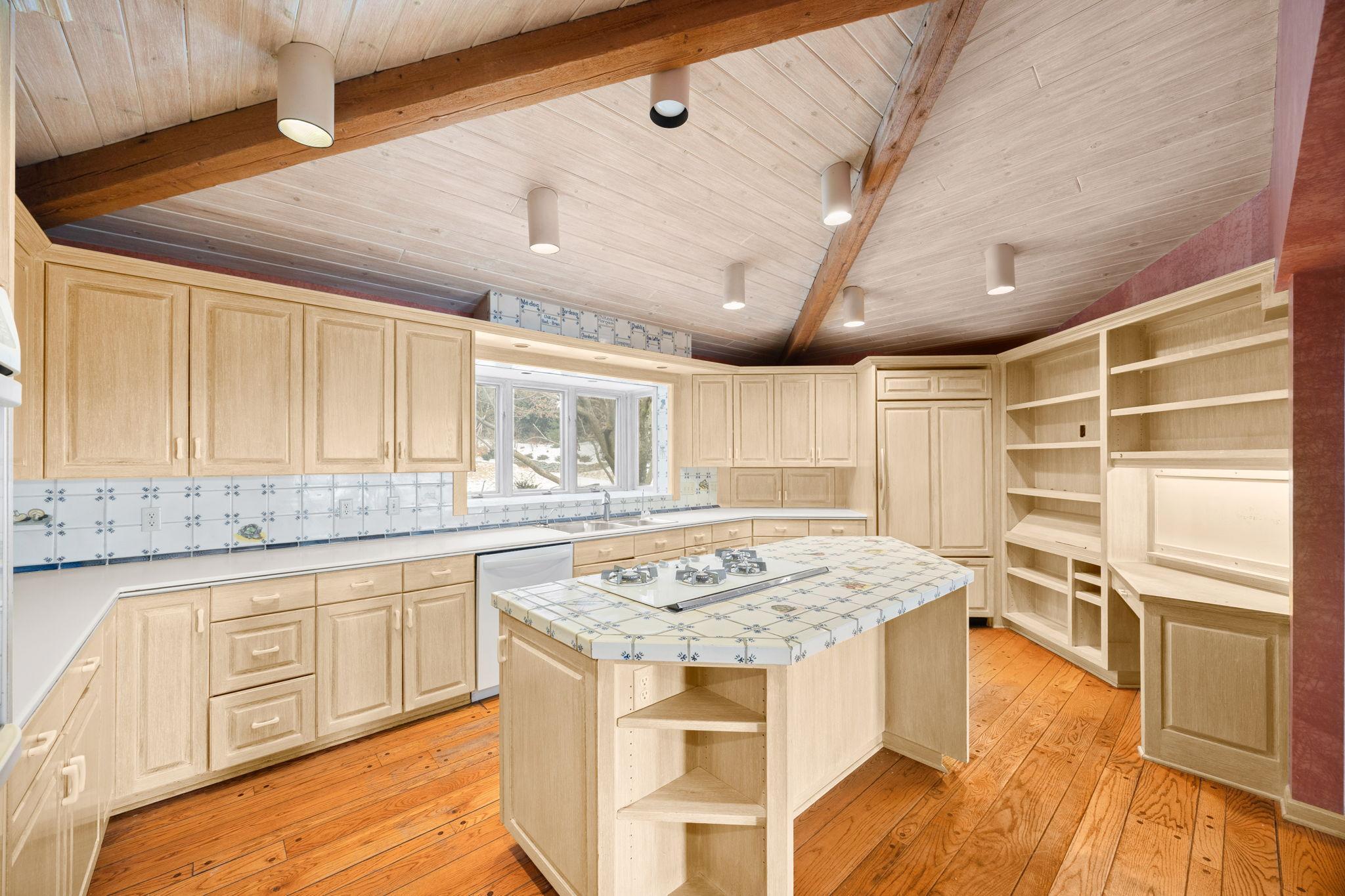 1065 Edgewood Hills Road Property Photo 20