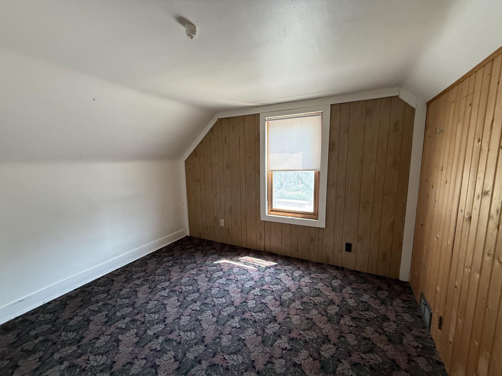 317 3rd Avenue S Property Photo 16