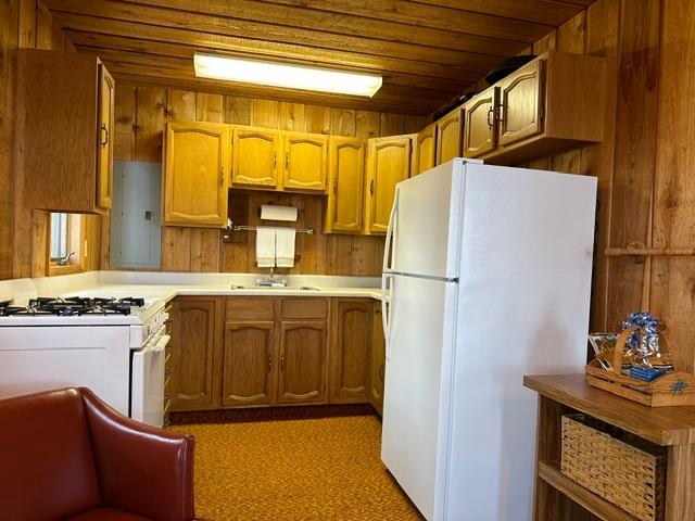 2889 Waters Property Photo 2