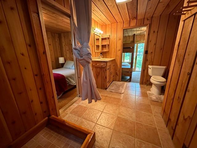 2889 Waters Property Photo 18
