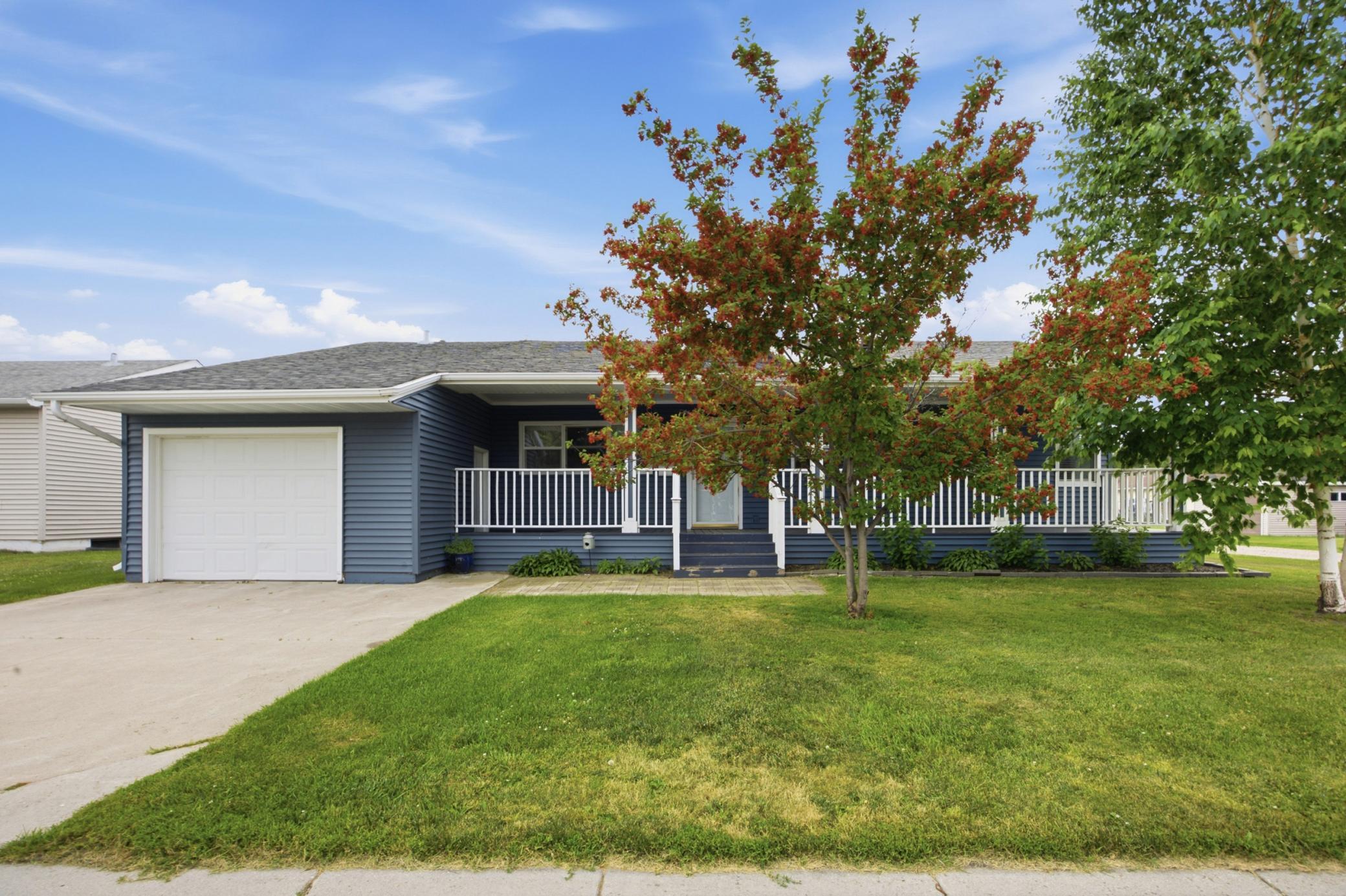 204 4th Avenue E Property Photo 2