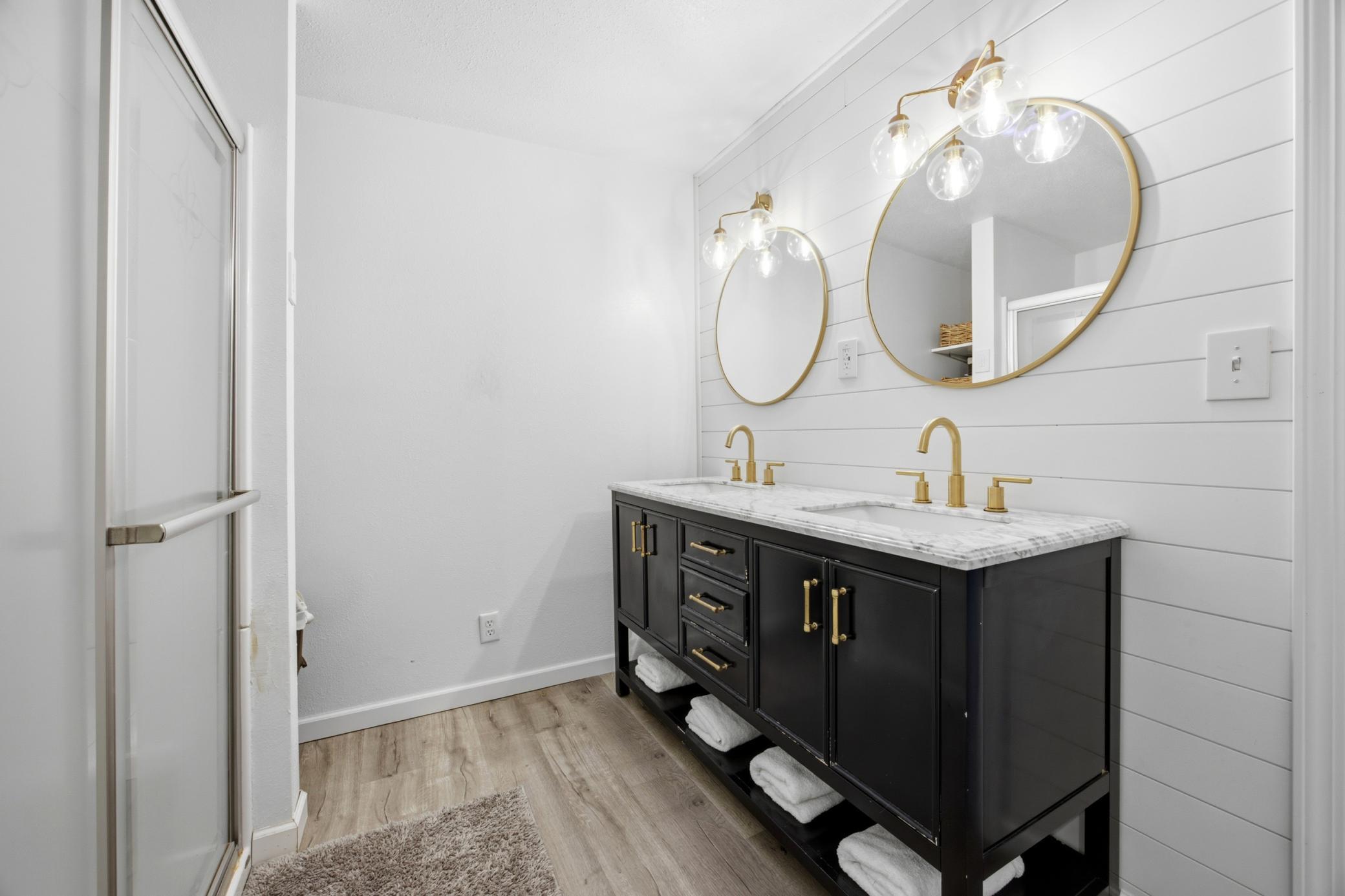204 4th Avenue E Property Photo 17