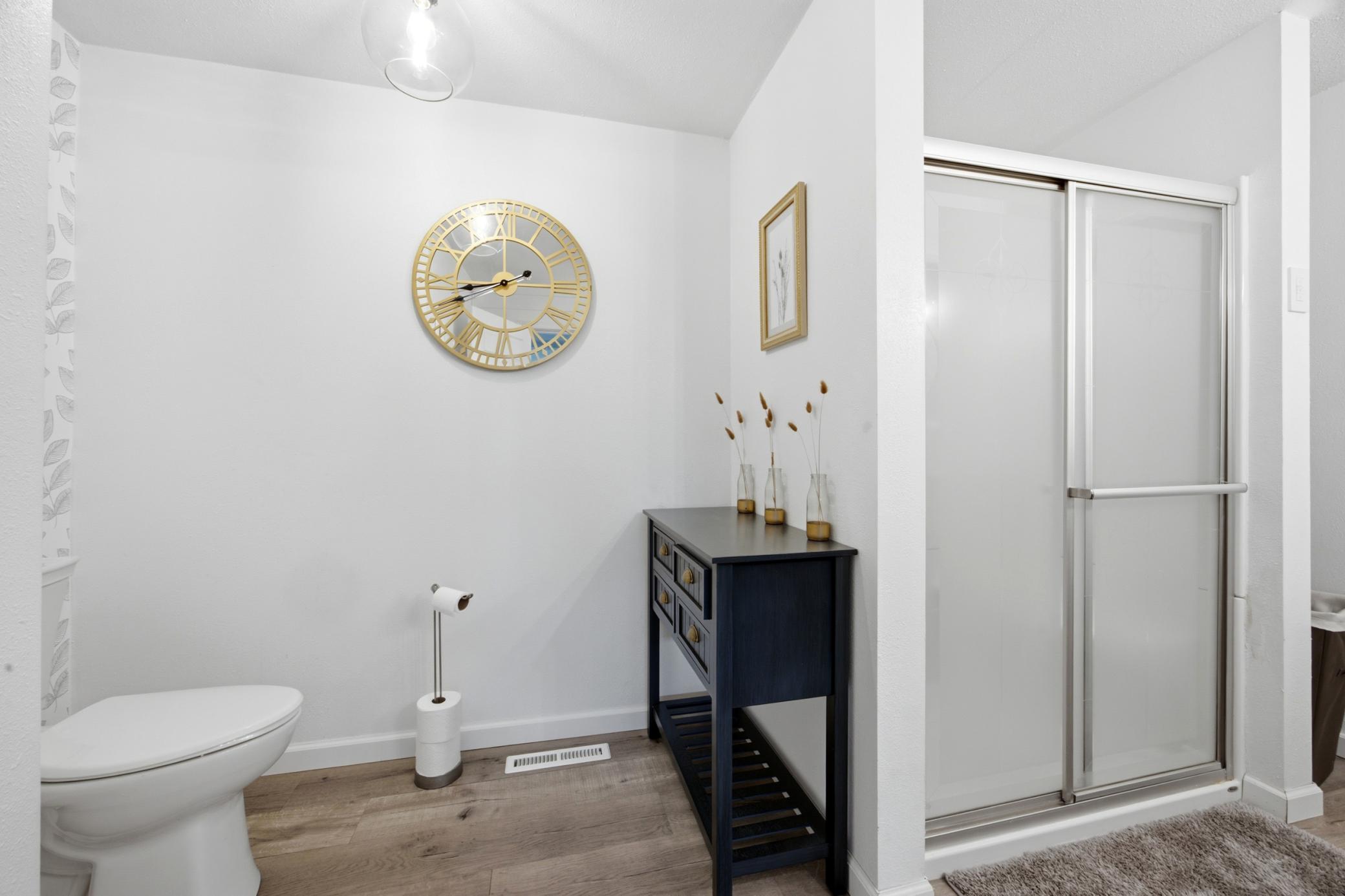 204 4th Avenue E Property Photo 18