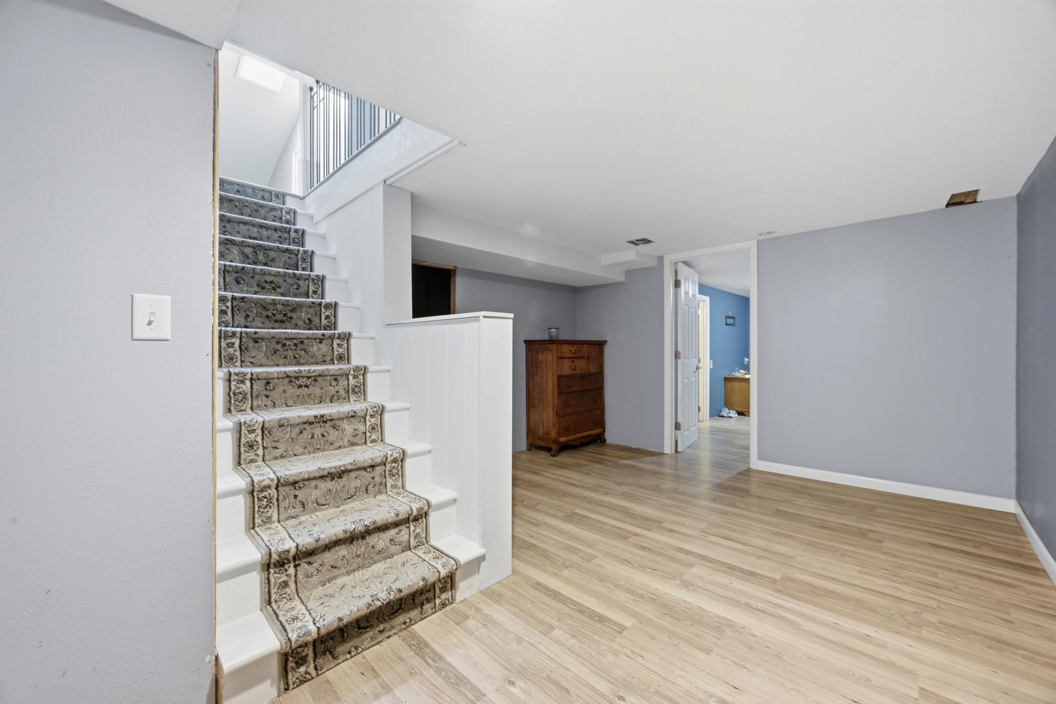204 4th Avenue E Property Photo 30