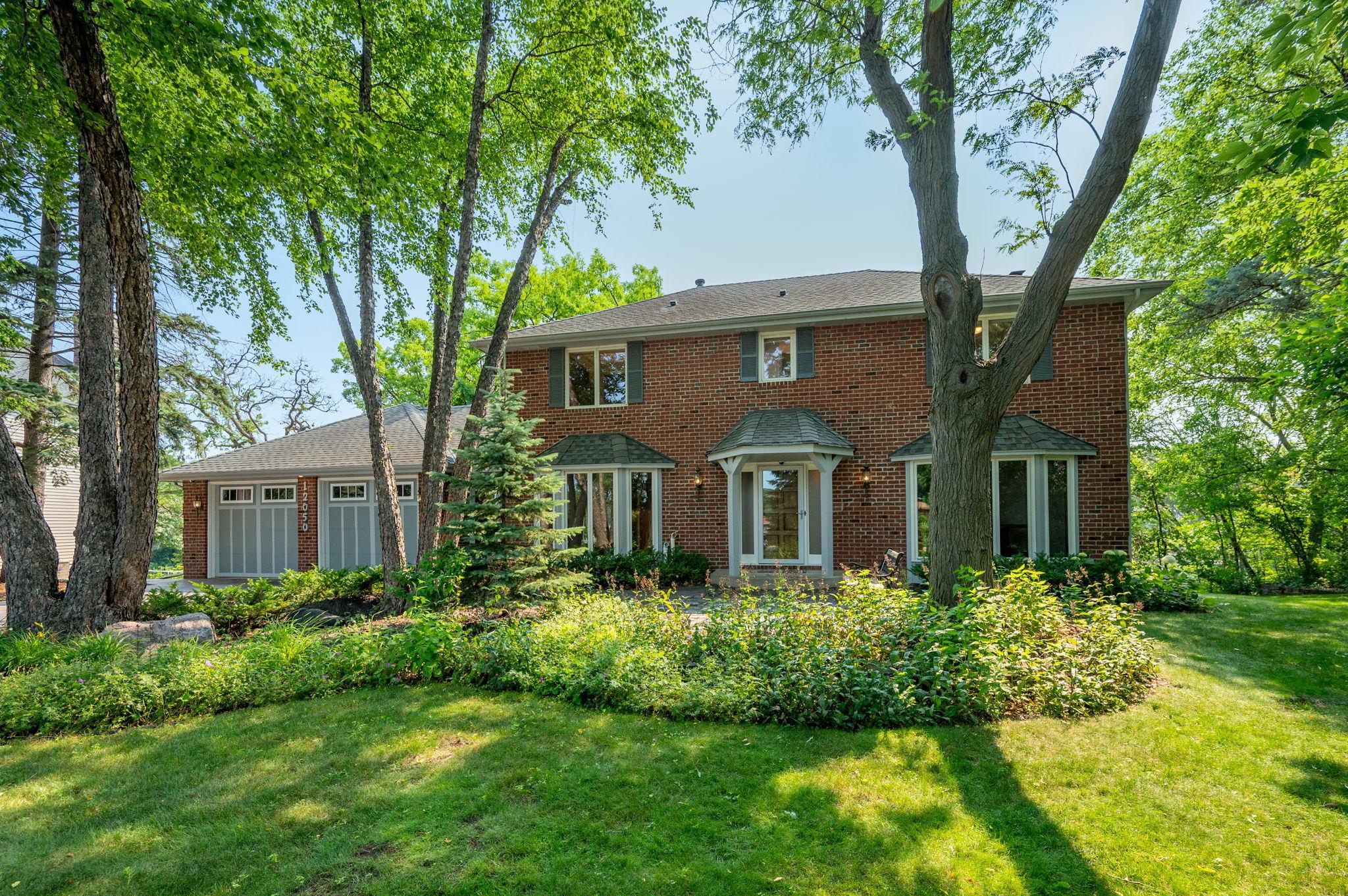 12050 48th Avenue N Property Photo 1