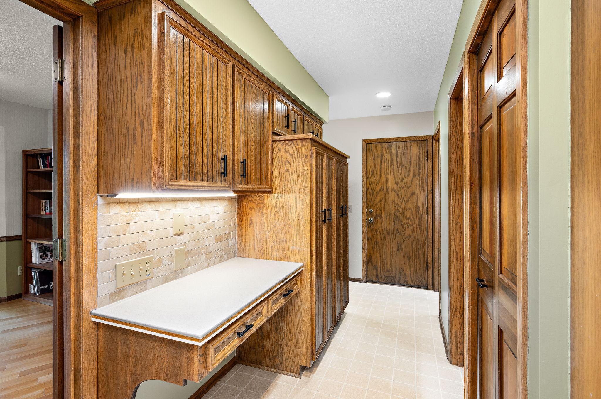 12050 48th Avenue N Property Photo 13