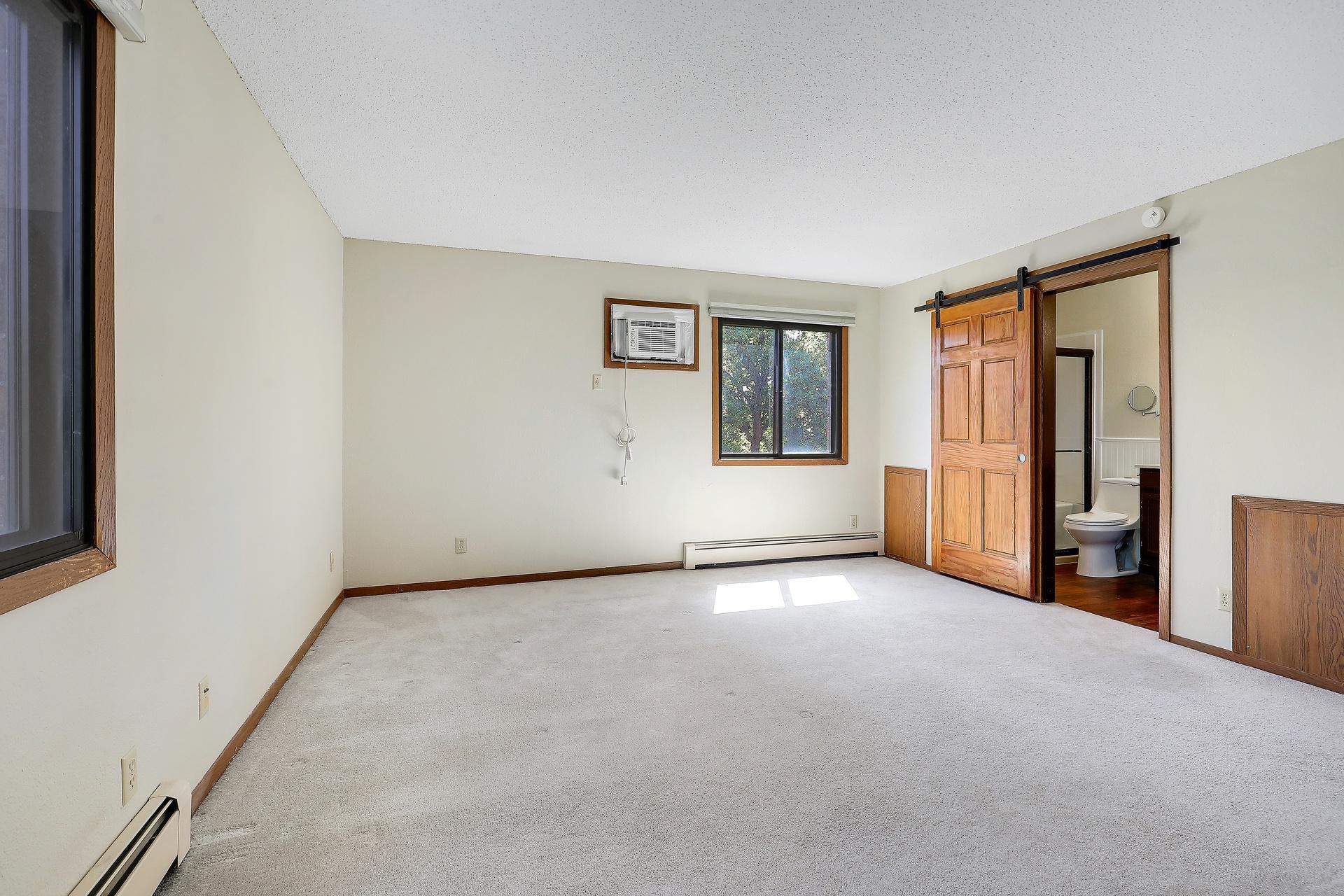4 Pine Tree Drive 320 Property Photo 6