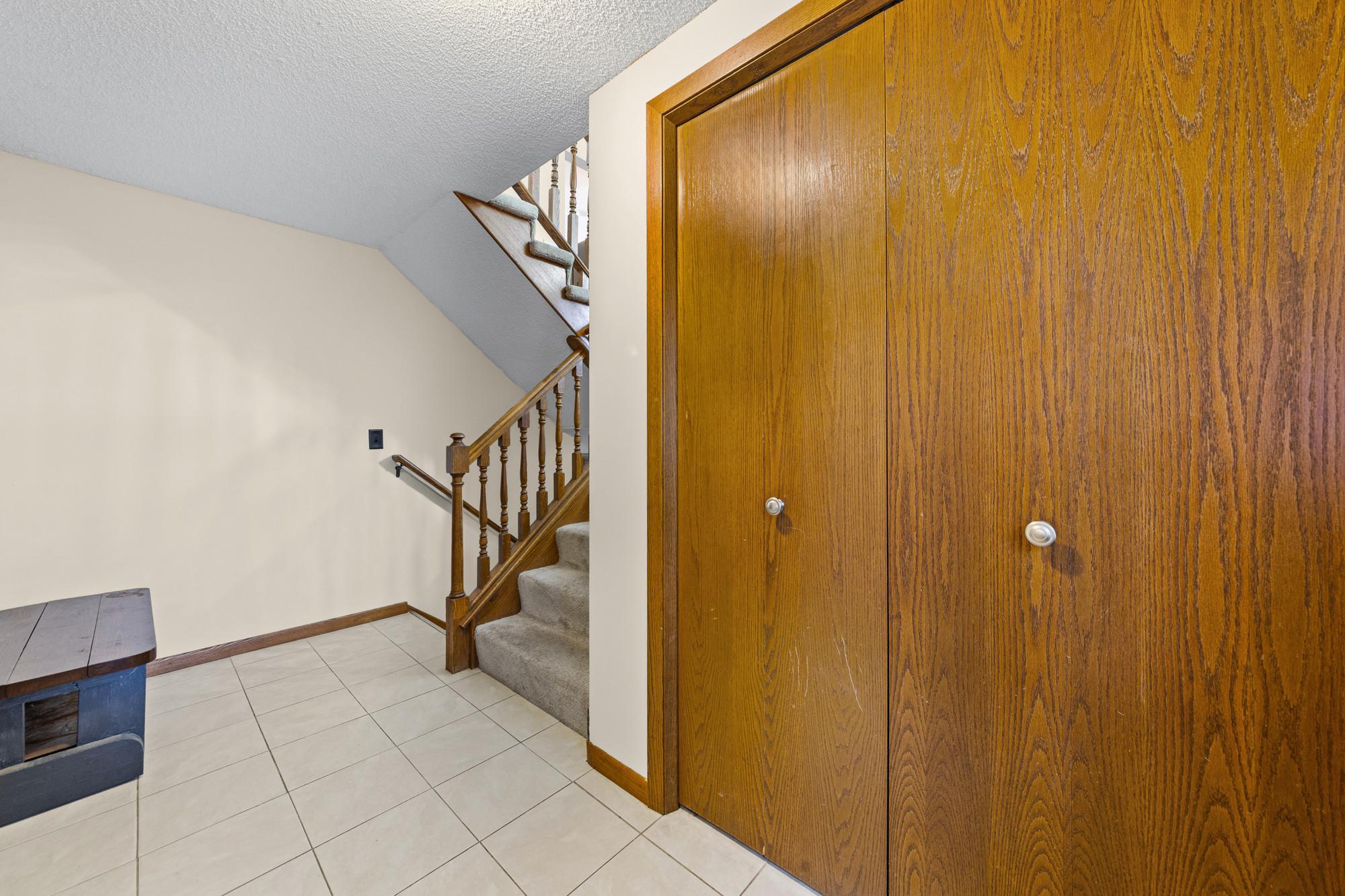 5533 Aldrich Drive N Property Photo 19
