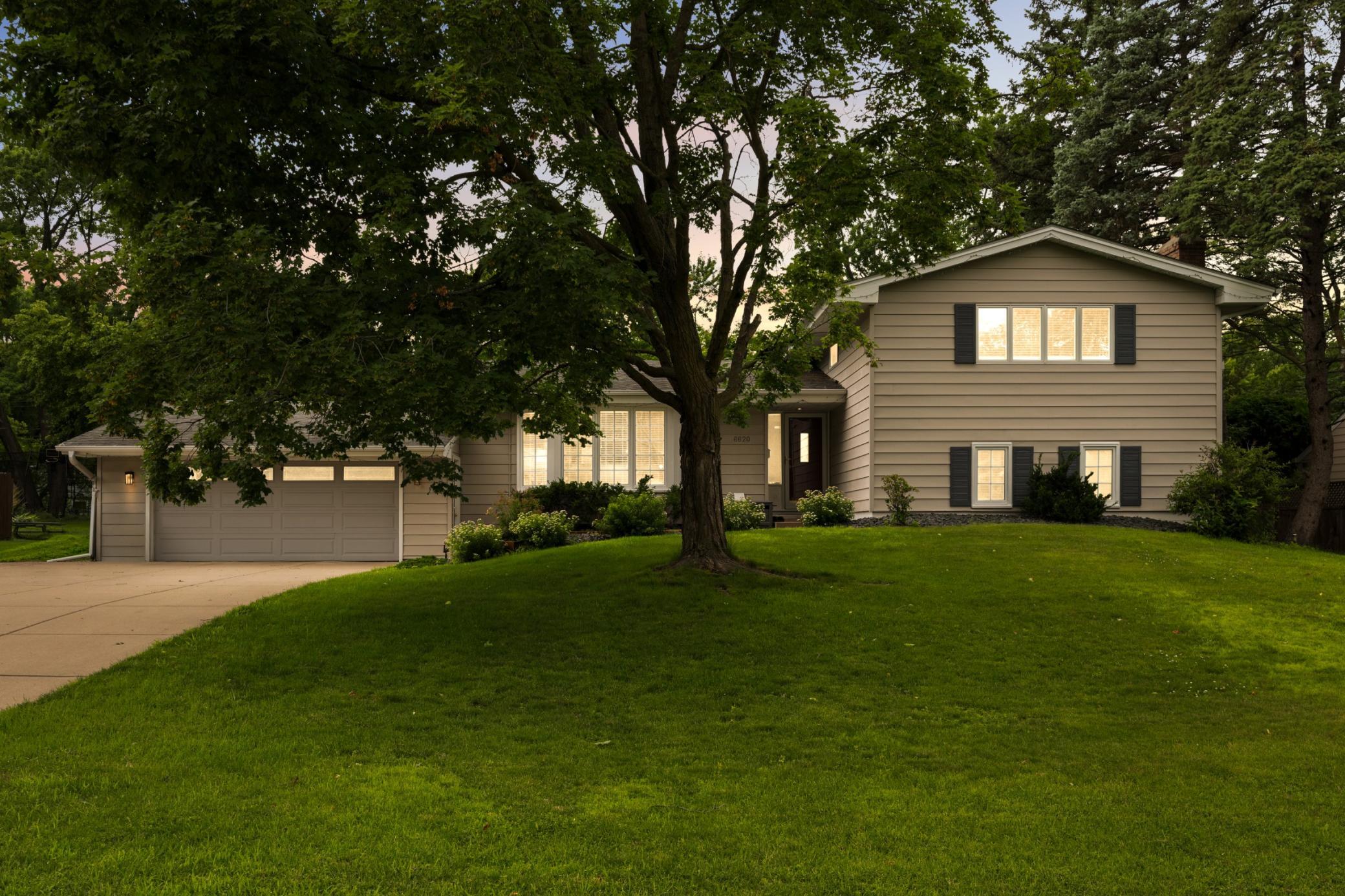 6620 Limerick Lane Property Photo 1