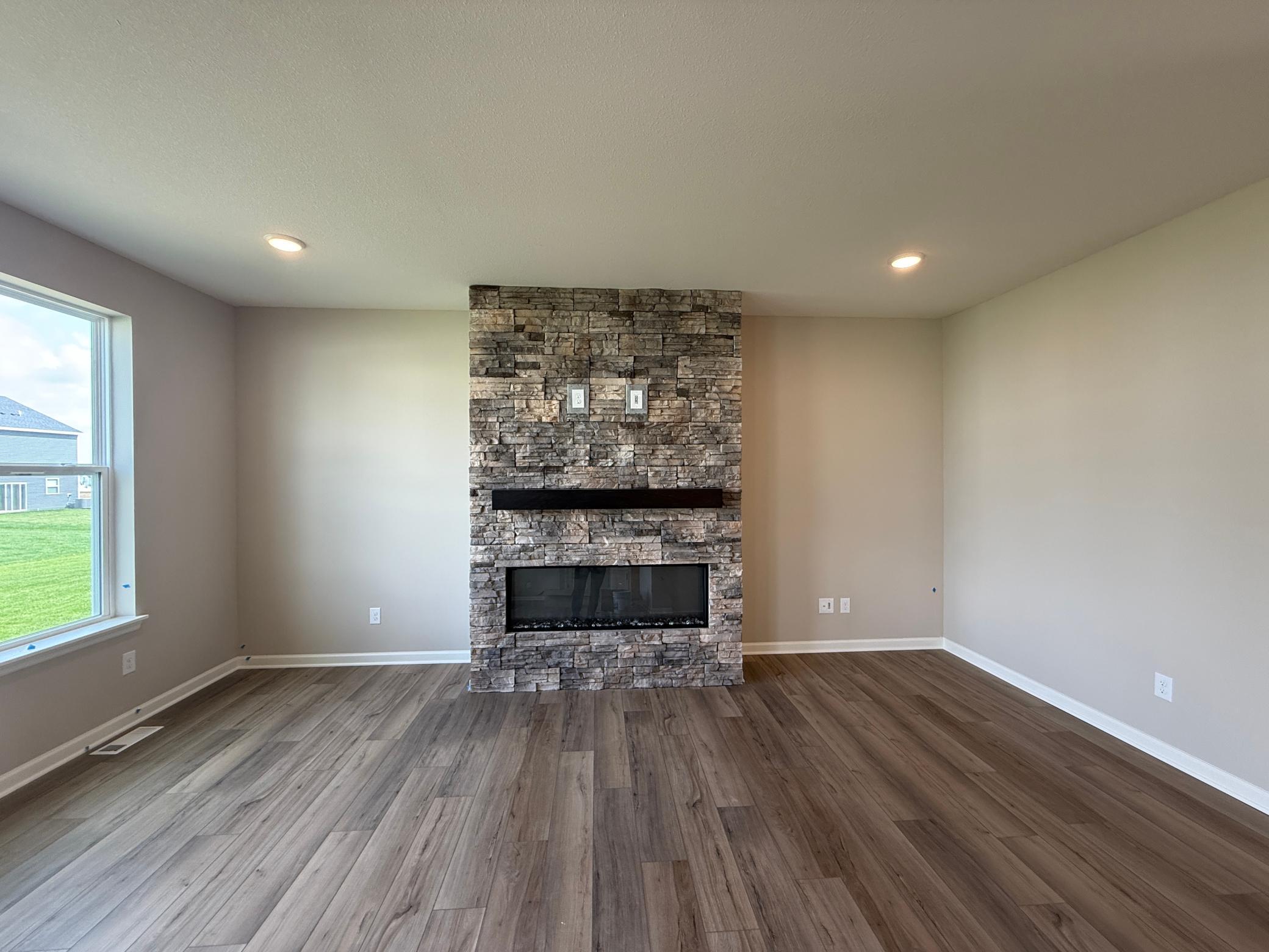 15033 Ashtown Lane Property Photo 3