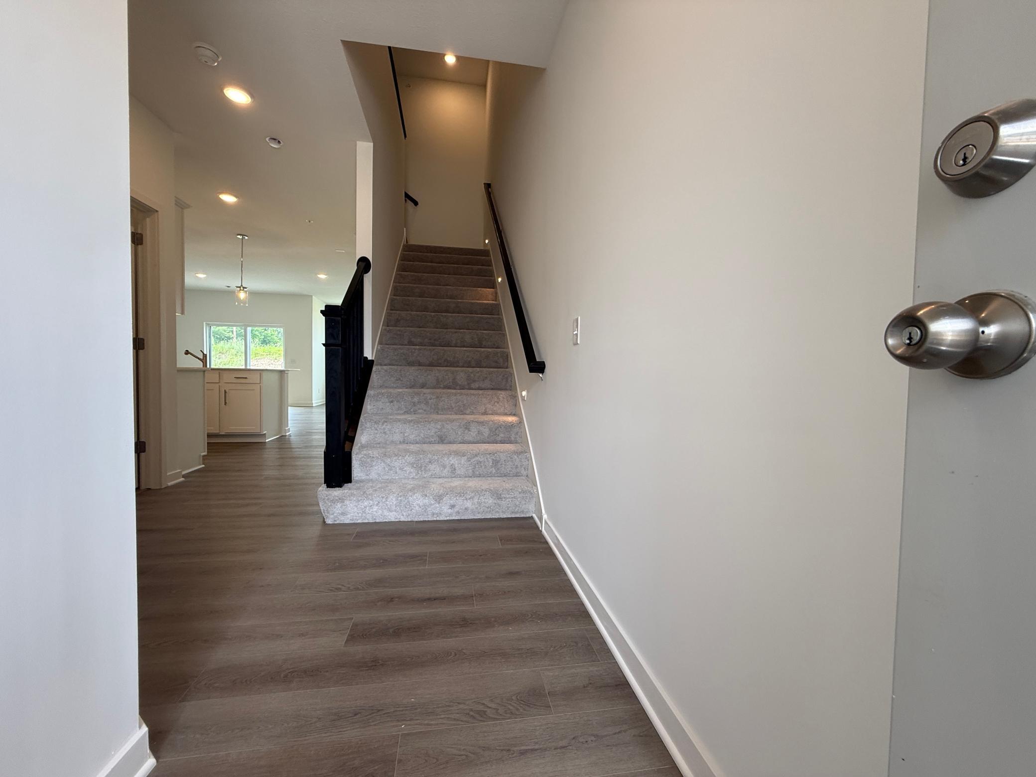 14951 Avondale View Property Photo 3