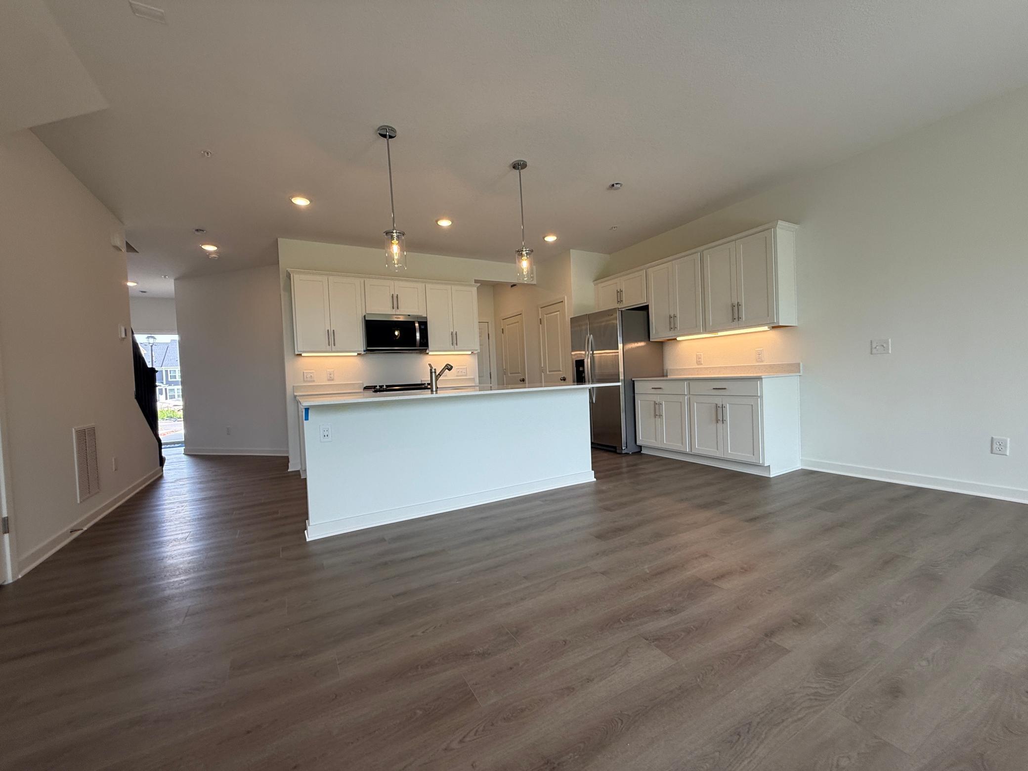 14951 Avondale View Property Photo 7