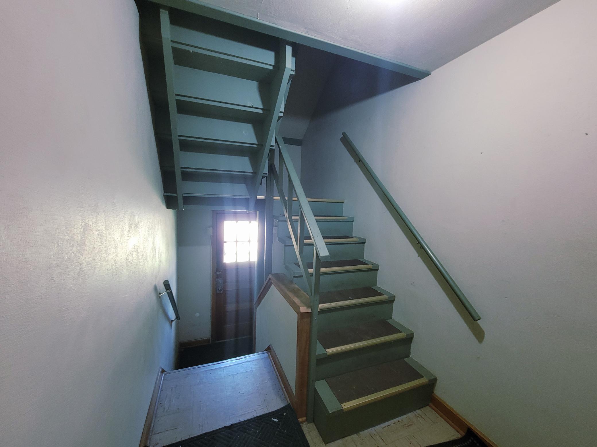 4255 Thomas Avenue N Property Photo 30