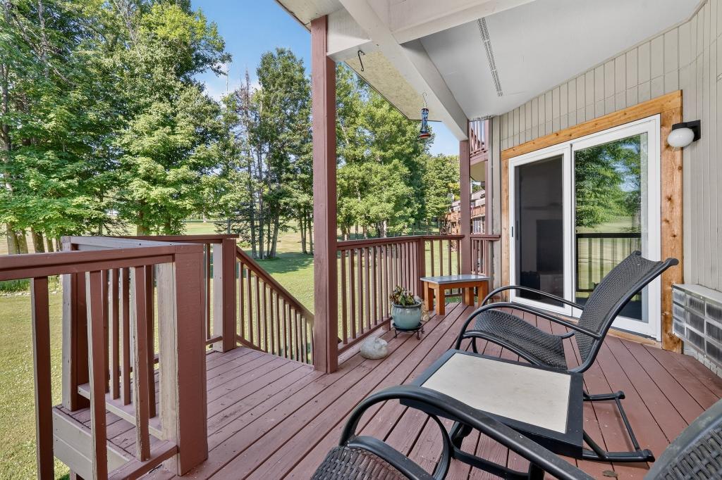 536 Quadna Mountain Road Property Photo 1