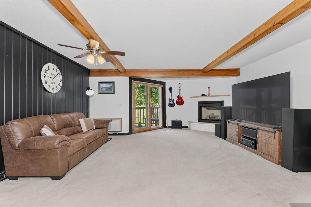 536 Quadna Mountain Road Property Photo 9
