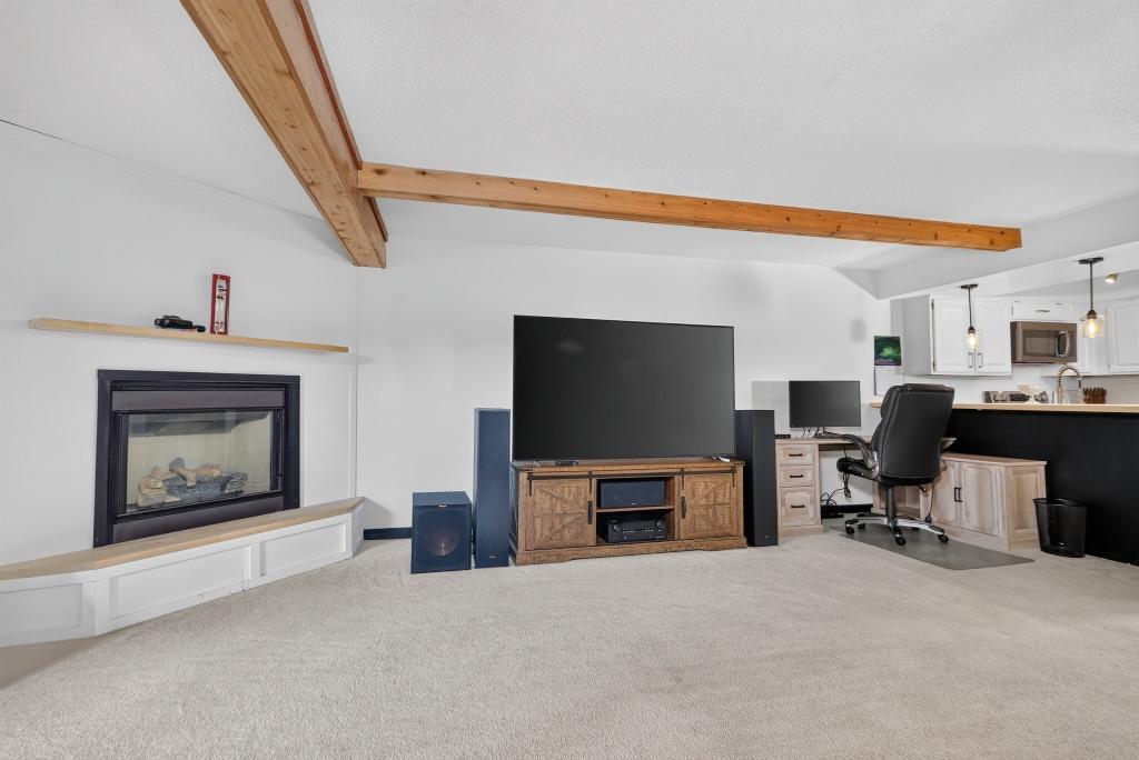 536 Quadna Mountain Road Property Photo 12