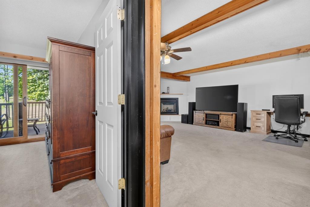 536 Quadna Mountain Road Property Photo 15