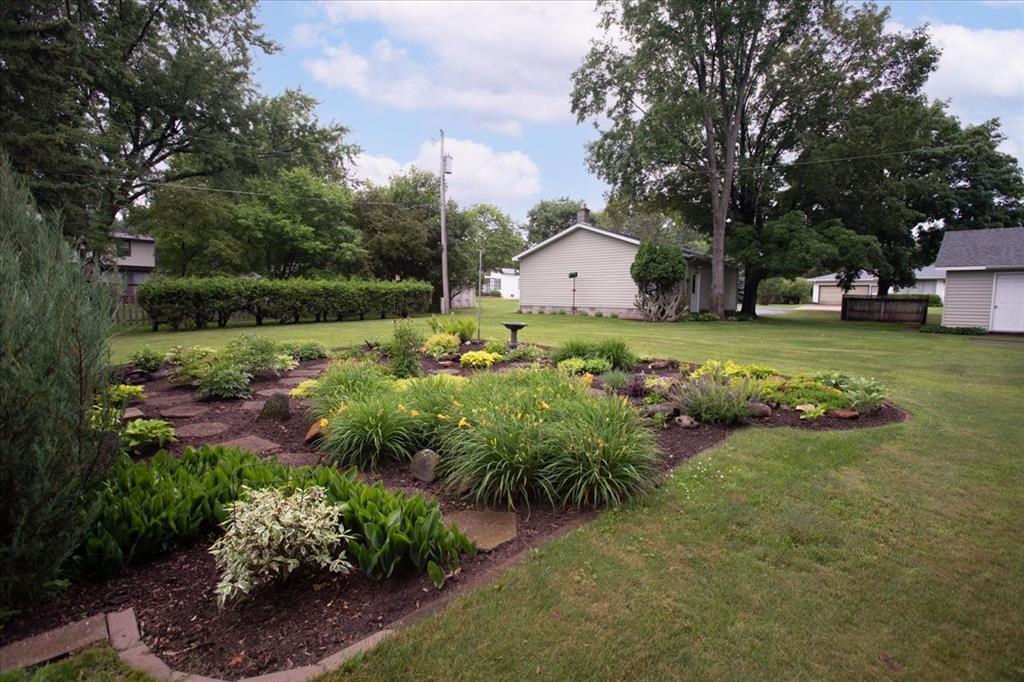 2216 3rd Street E Property Photo 6