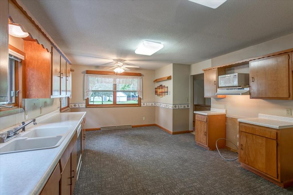 2216 3rd Street E Property Photo 14