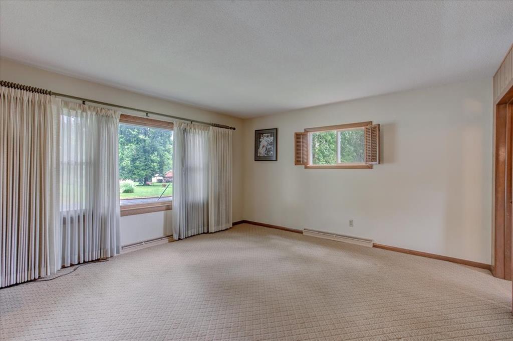 2216 3rd Street E Property Photo 19