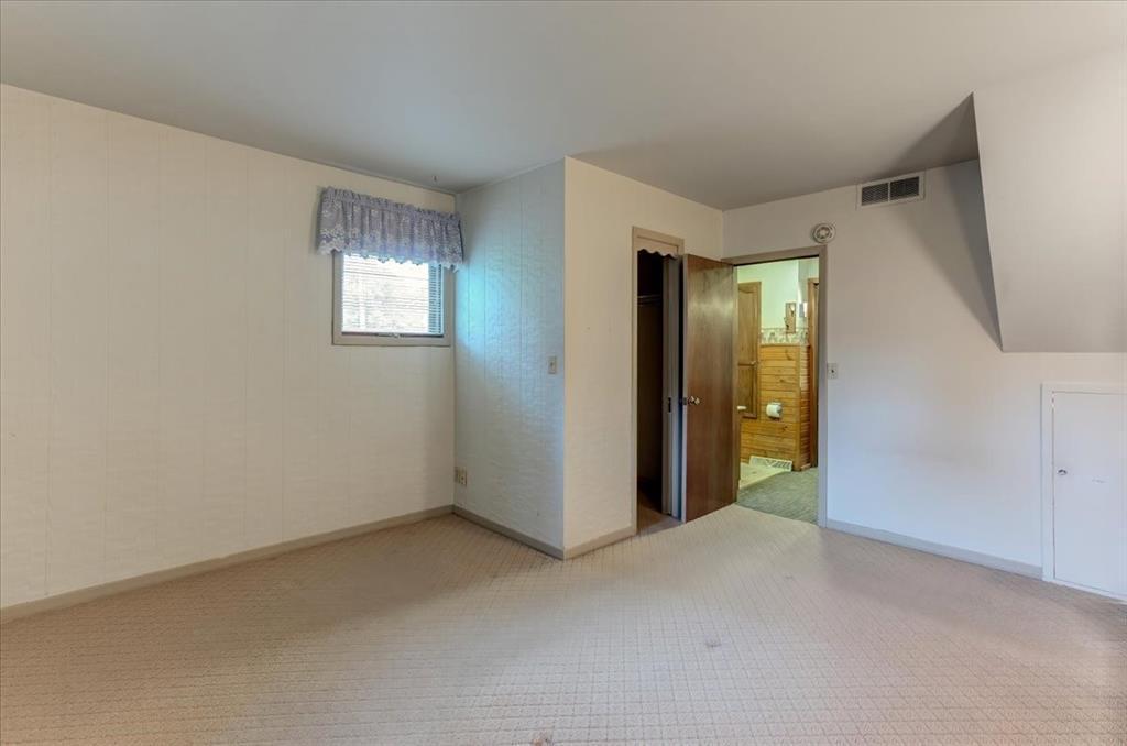 2216 3rd Street E Property Photo 24