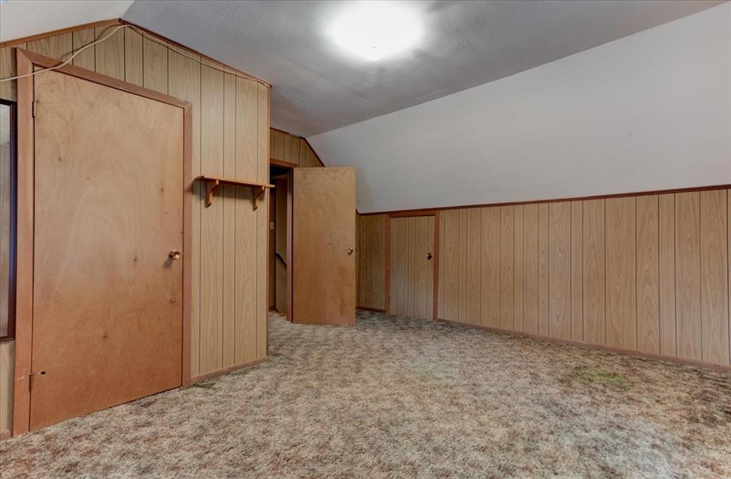 2216 3rd Street E Property Photo 36