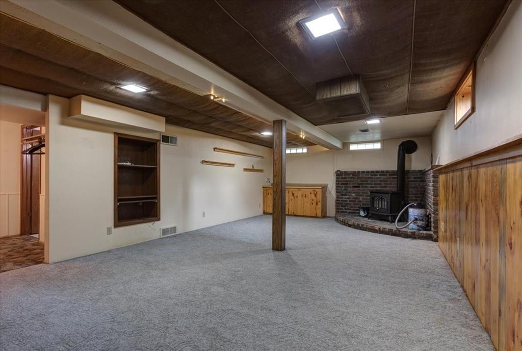 2216 3rd Street E Property Photo 38