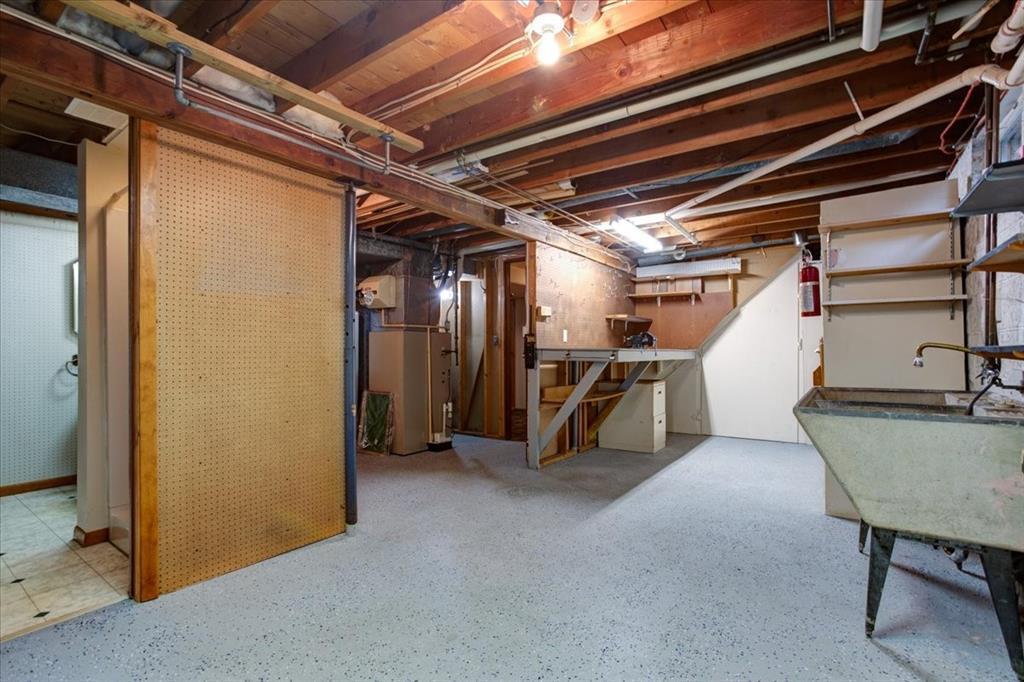 2216 3rd Street E Property Photo 41