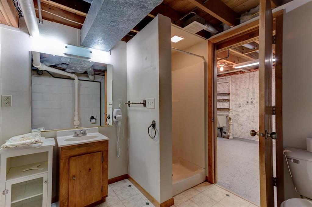 2216 3rd Street E Property Photo 45