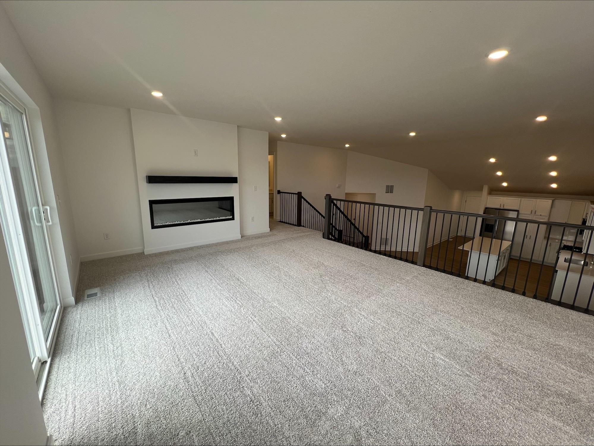 7461 Lotus Lane Property Photo 5