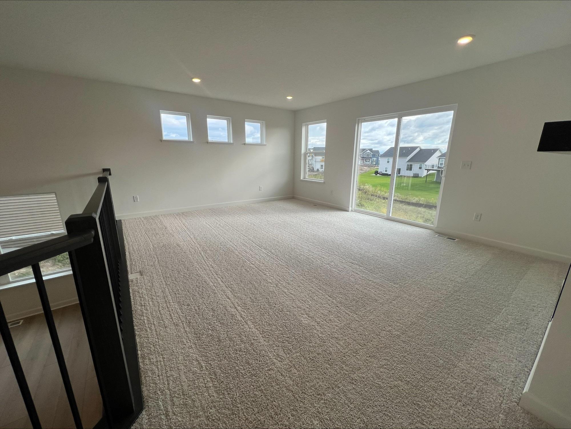 7461 Lotus Lane Property Photo 6