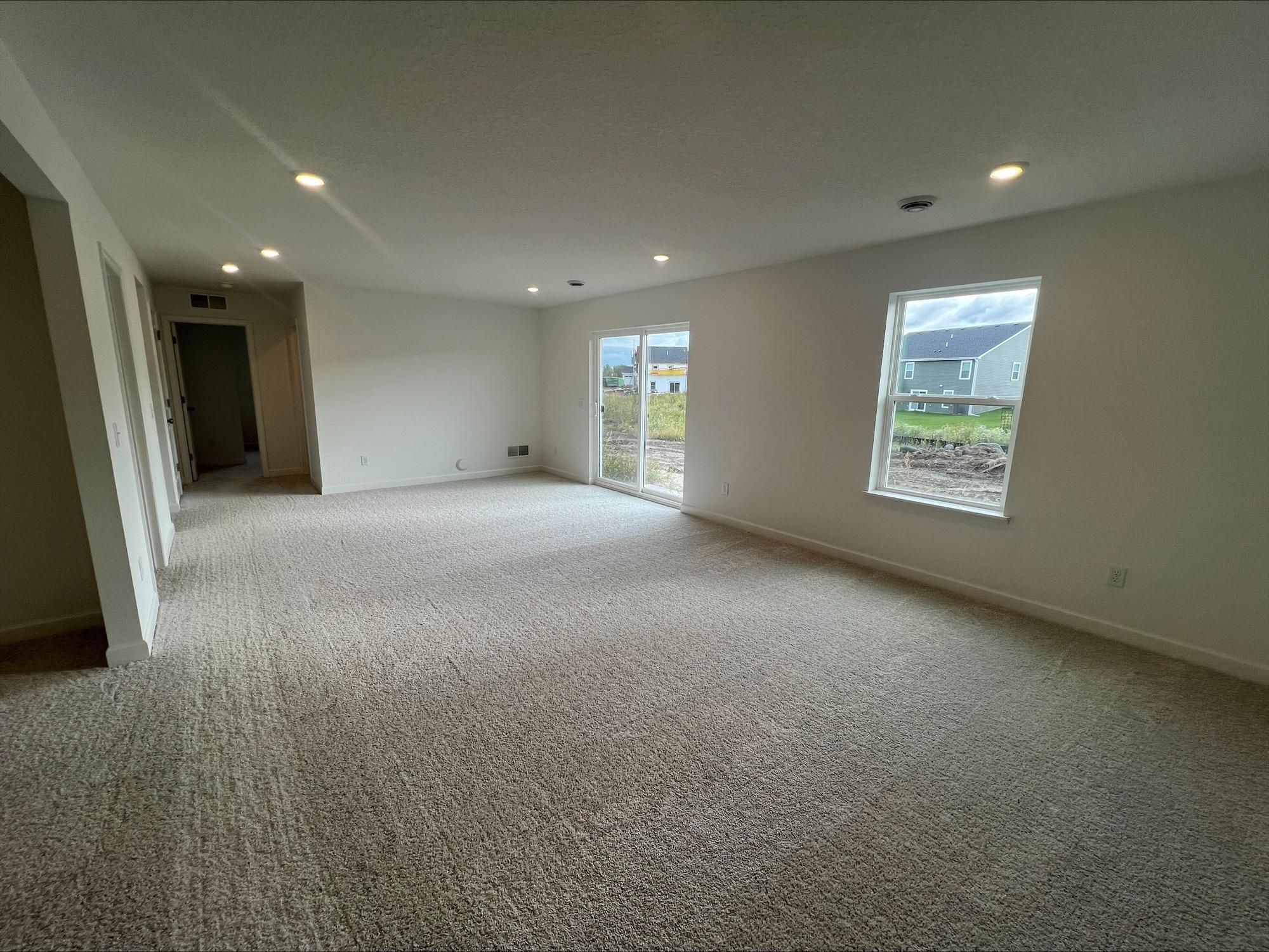 7461 Lotus Lane Property Photo 9