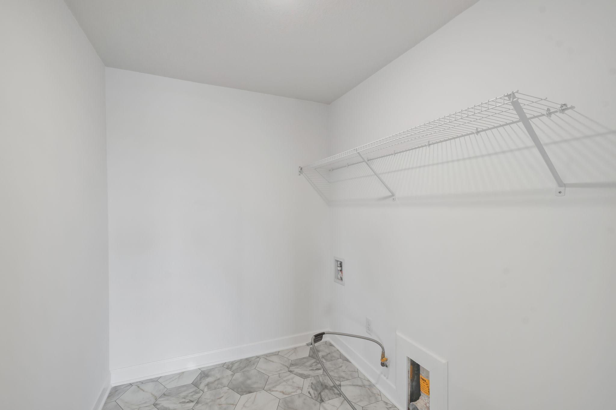 7461 Lotus Lane Property Photo 28