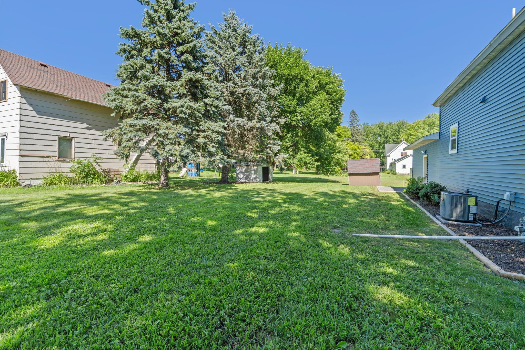 451 Birch Avenue W Property Photo 12