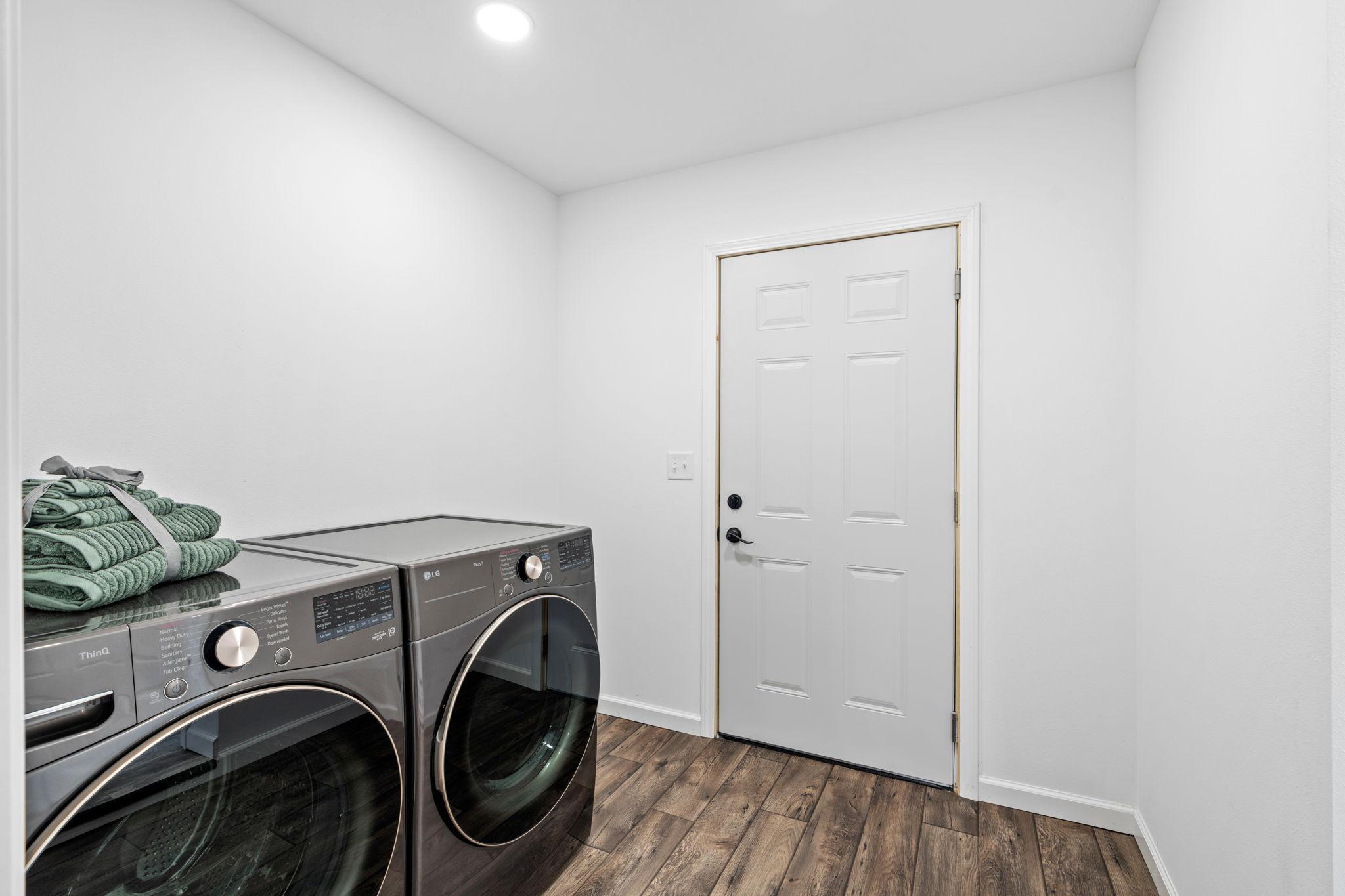 451 Birch Avenue W Property Photo 33