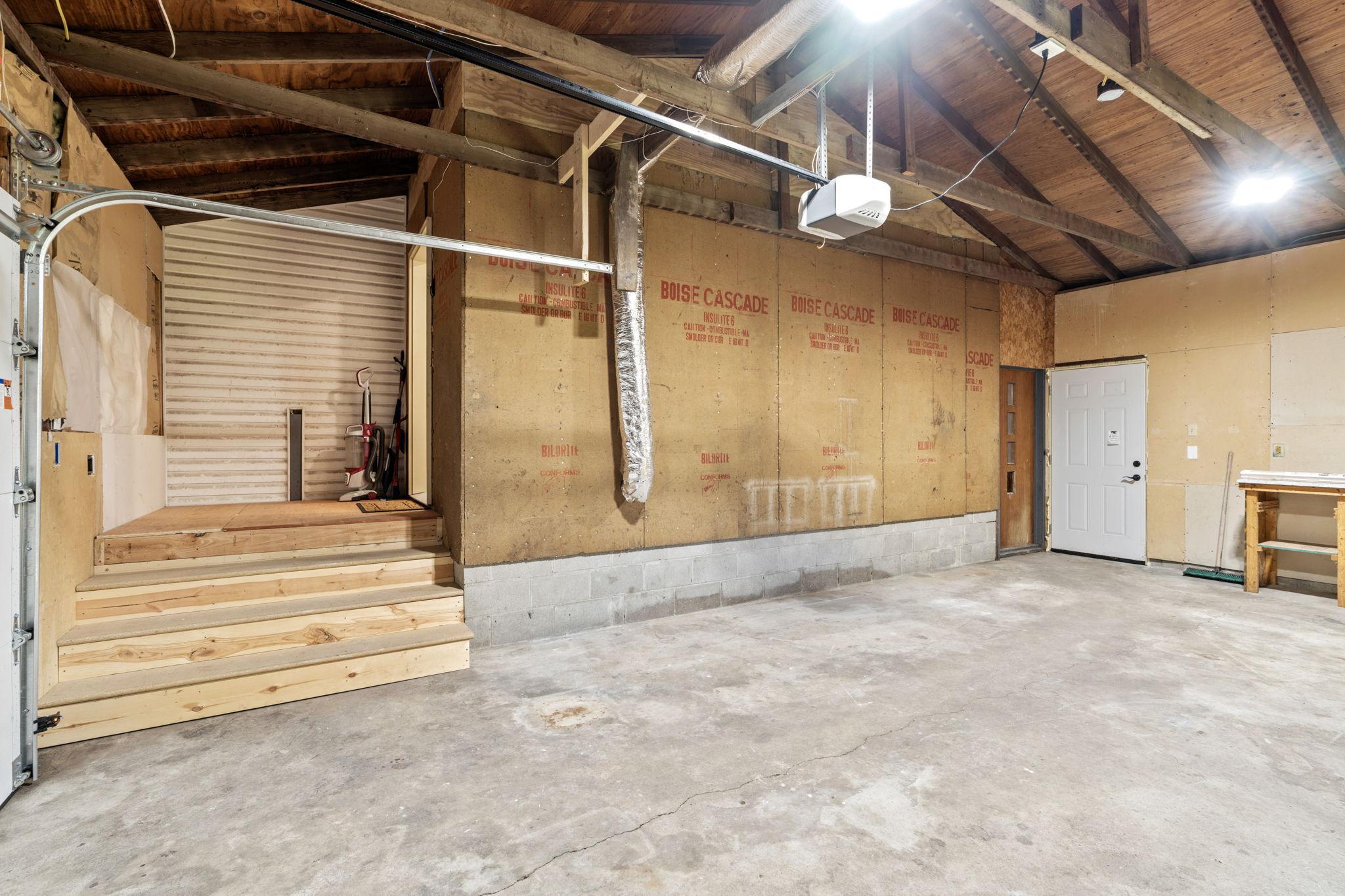 451 Birch Avenue W Property Photo 48