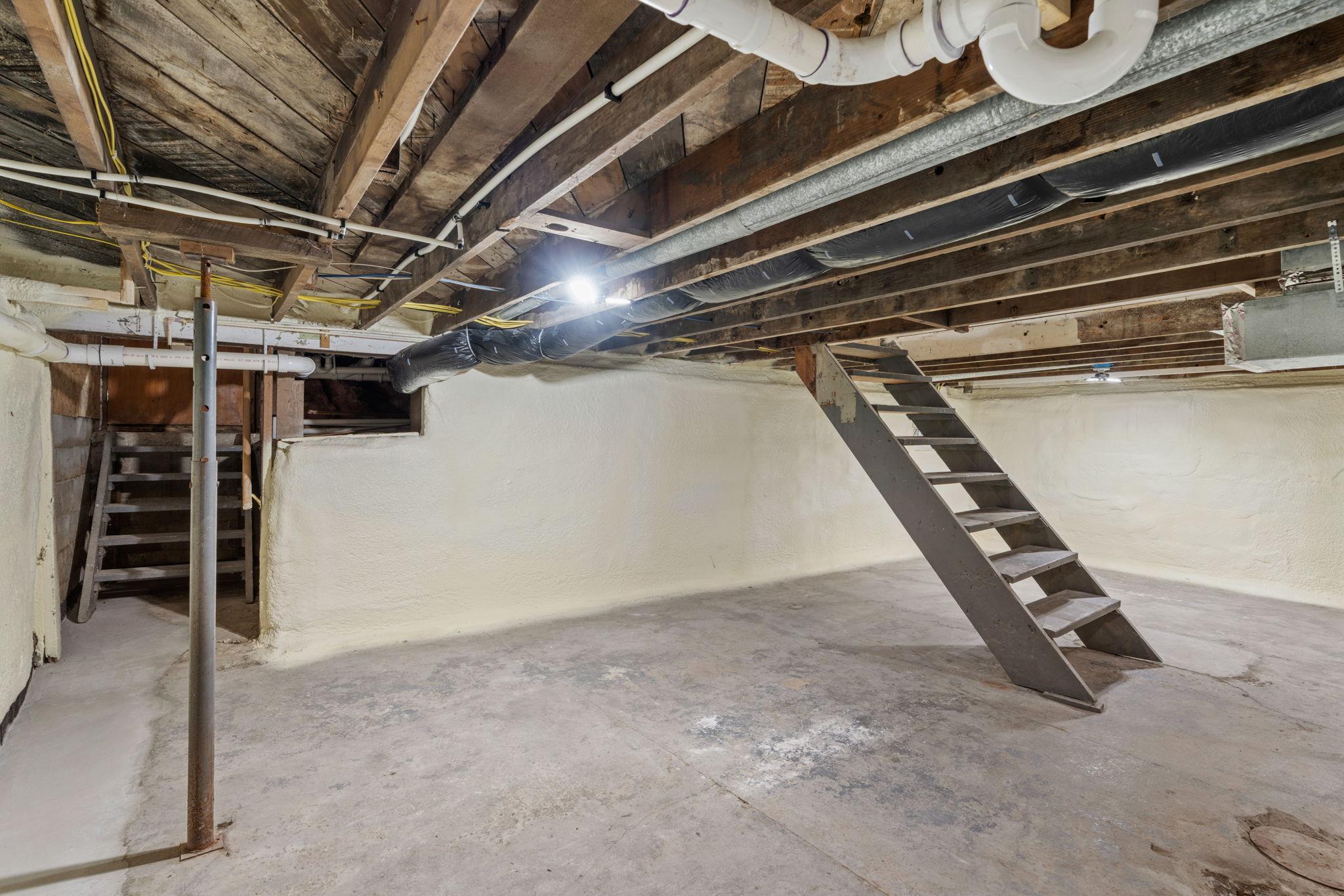 451 Birch Avenue W Property Photo 50