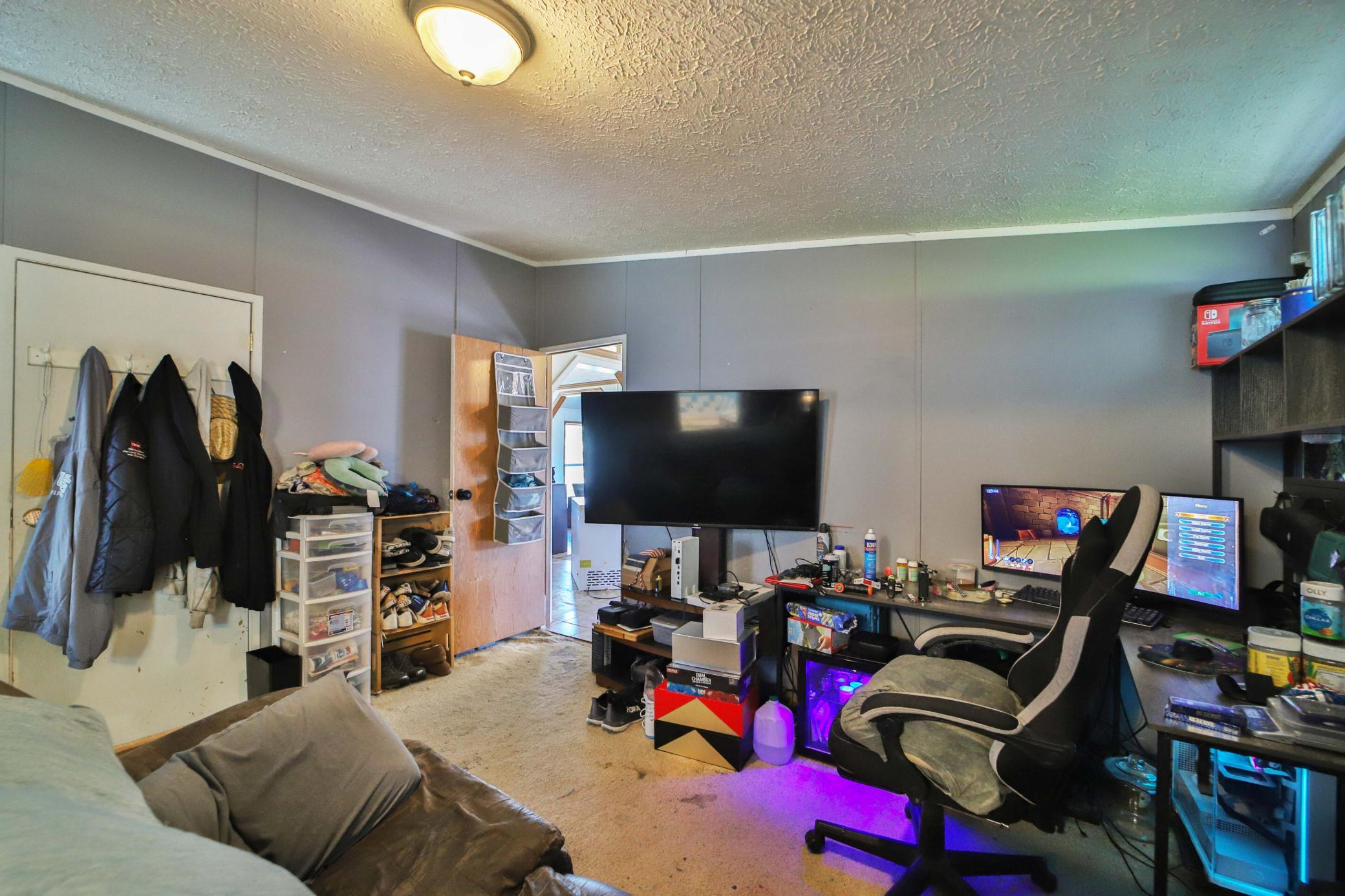 6514 Estate Drive Property Photo 24