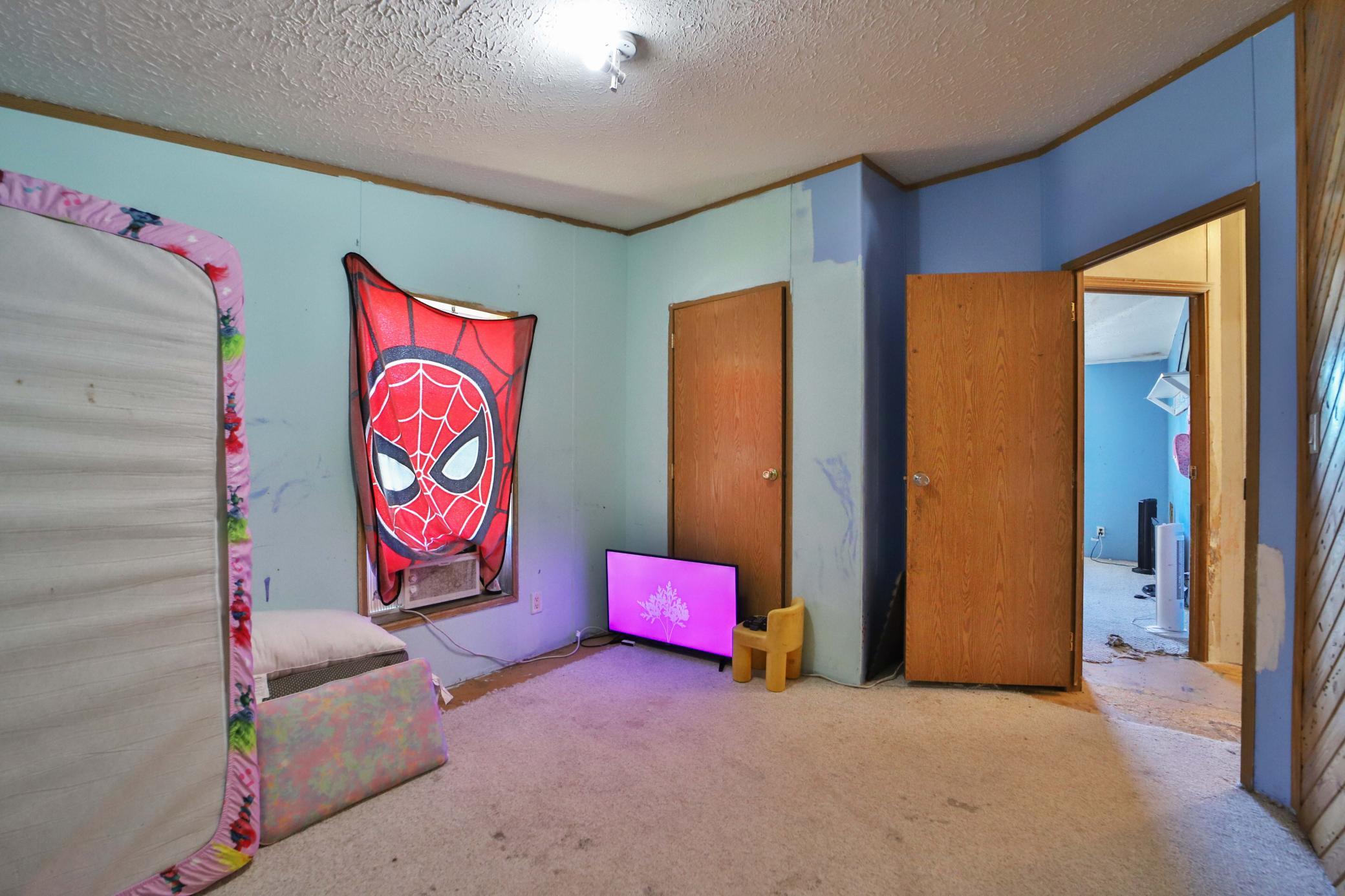6514 Estate Drive Property Photo 40