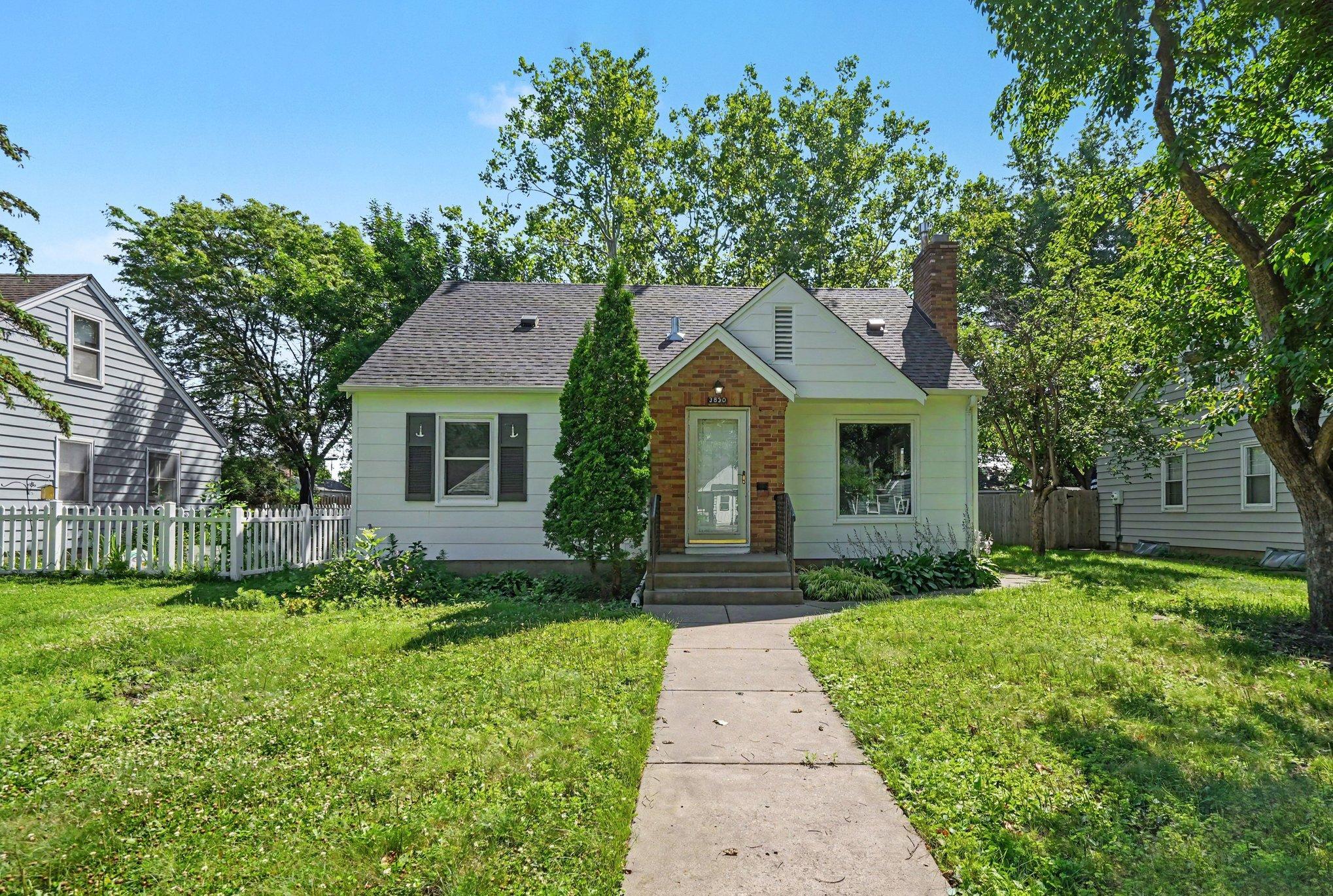 3830 Zenith Avenue N Property Photo 1