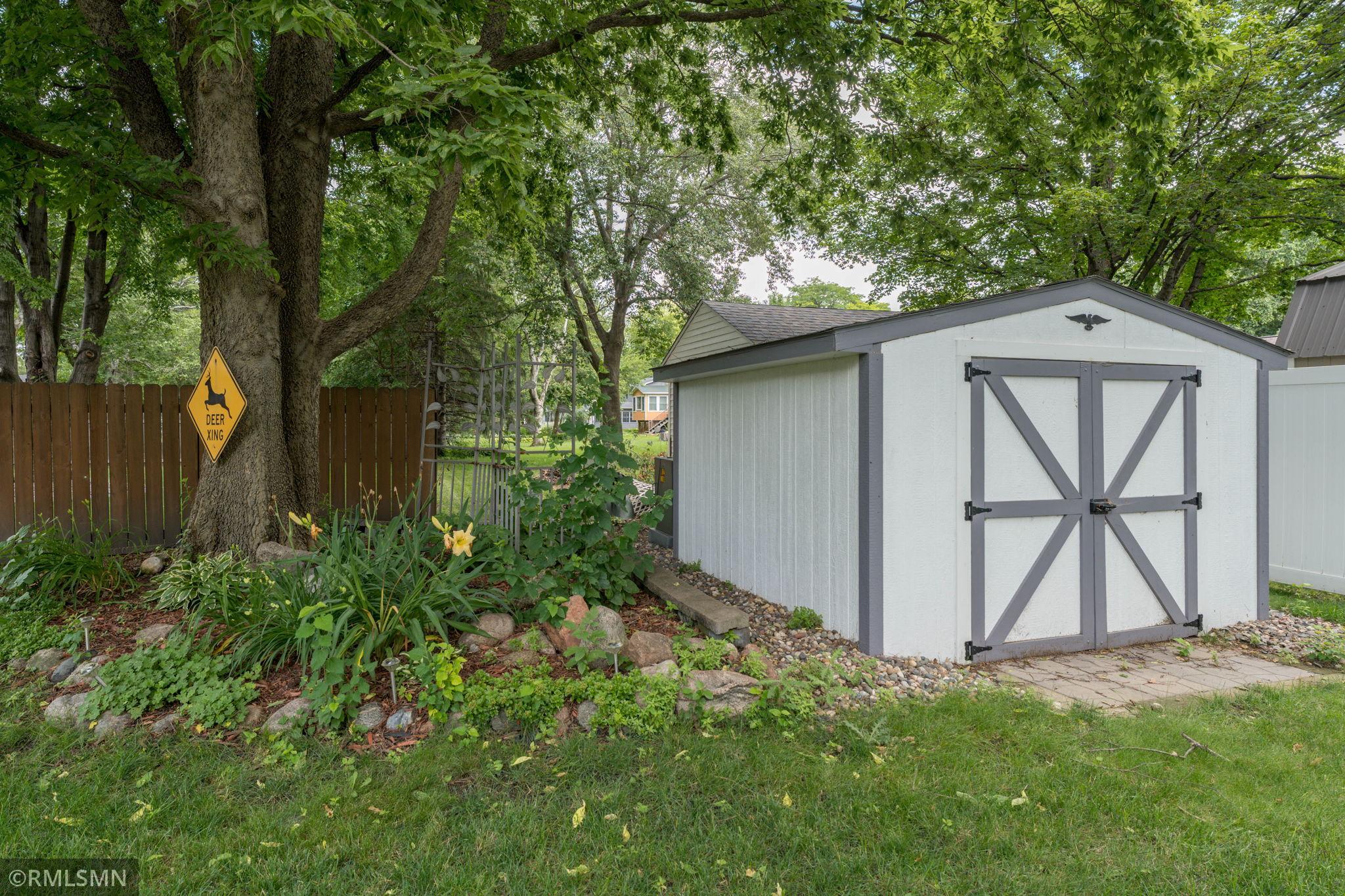 1506 James Drive Property Photo 10