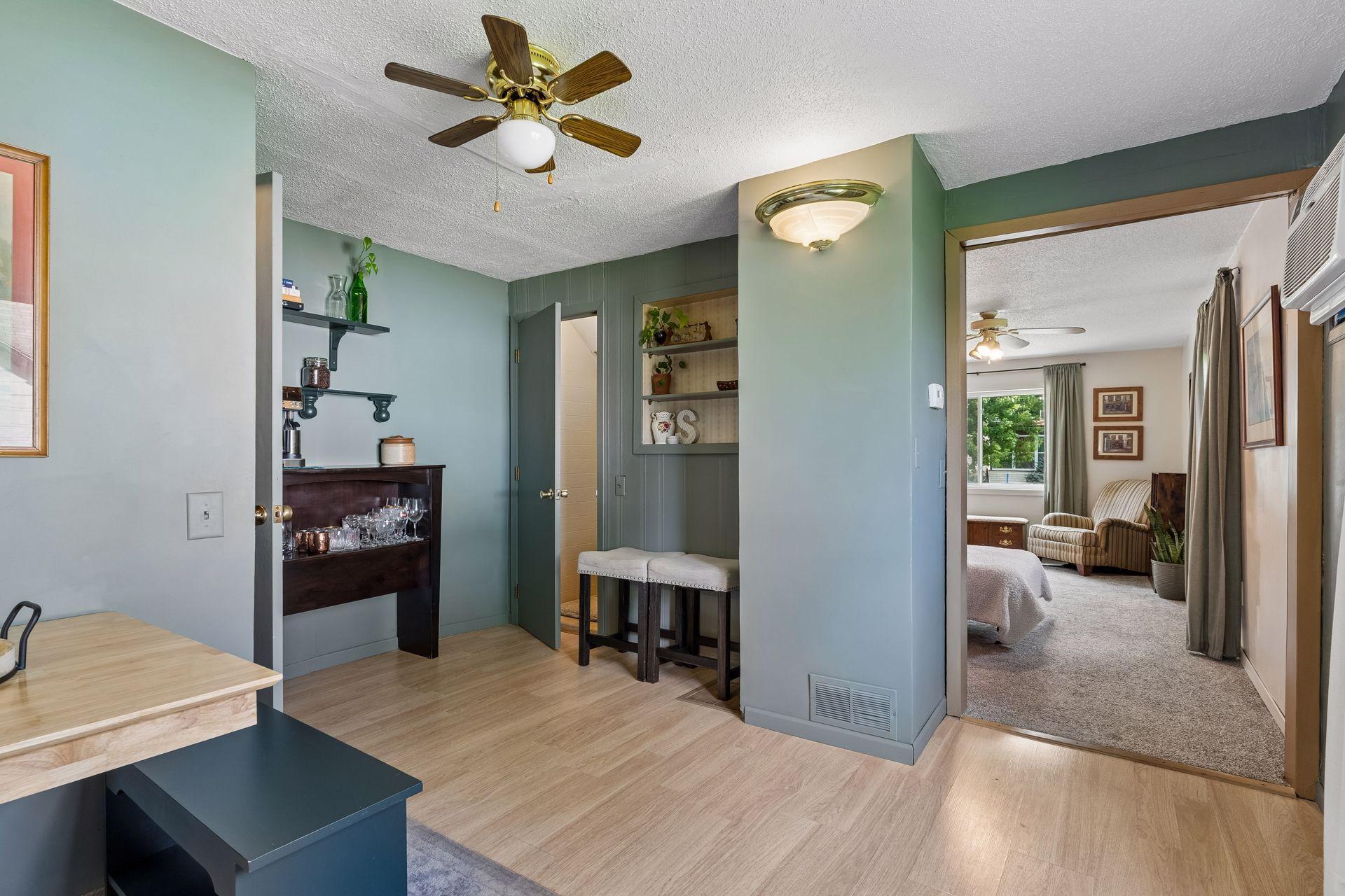 536 Sherburne Avenue Property Photo 7