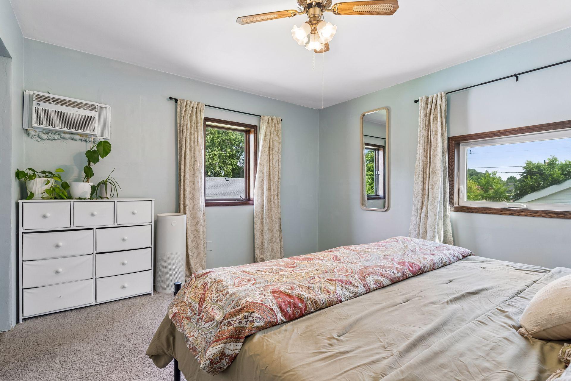 536 Sherburne Avenue Property Photo 17